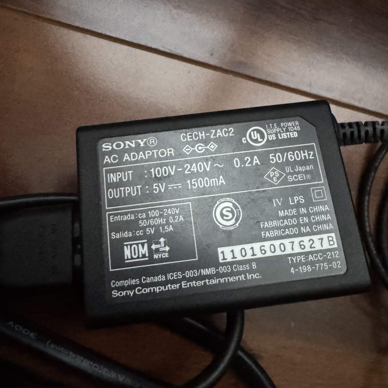 PSP 2001 Piano Black Console Powers On *Includes cables* – No Battery