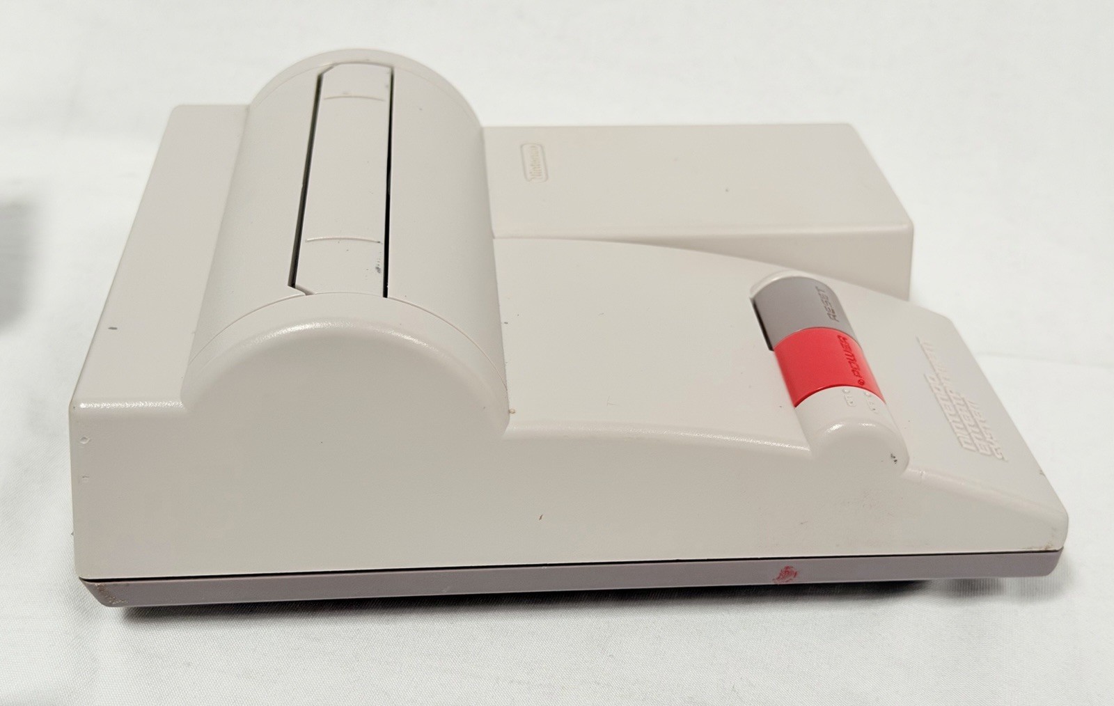 Nintendo NES Top Loader Console System NES-101, OG Dog Bone Controller & Cords!