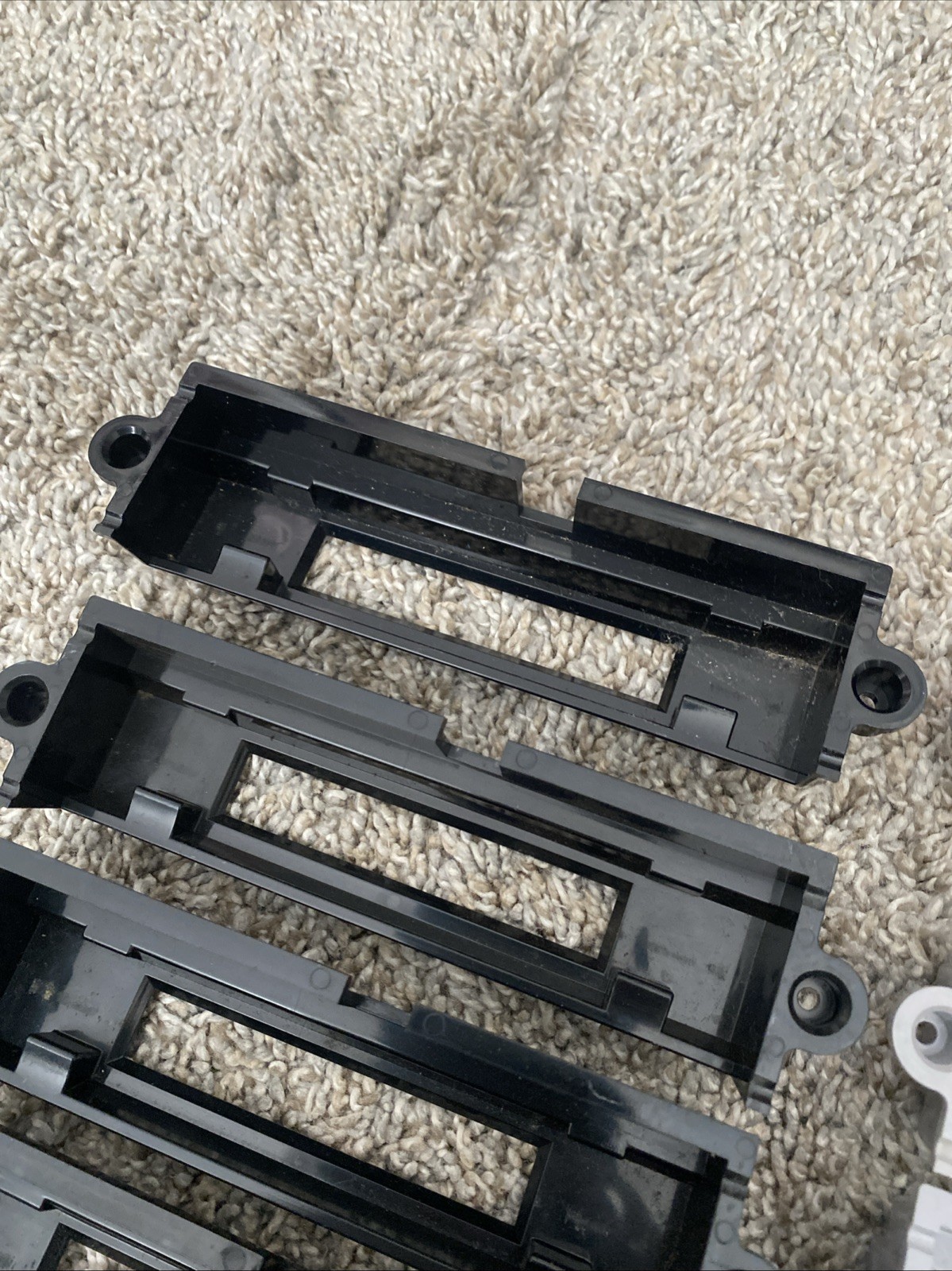 Lot of 8 OEM Nintendo 64 Cartridge Trays for Japanese & USA Cartridge Consoles