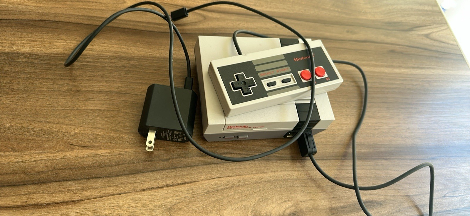 Nintendo Entertainment System 512MB NES Classic Edition Console – White/Gray