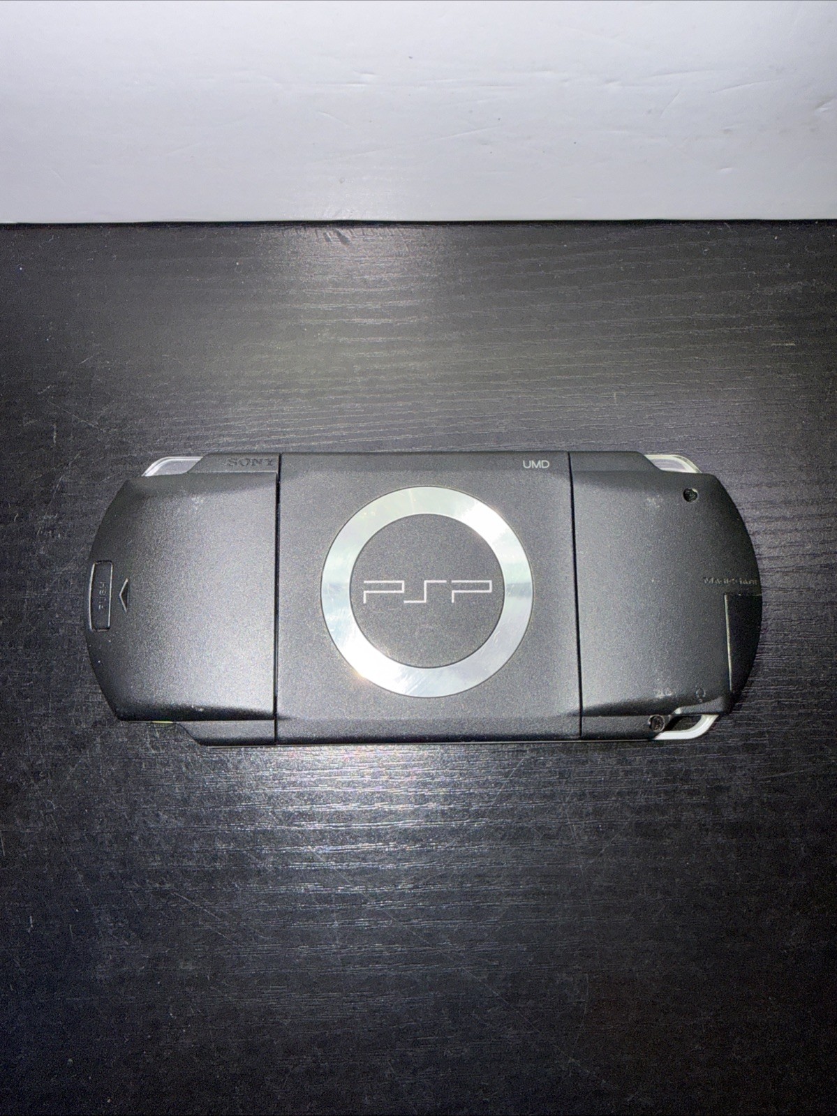 Sony PSP-1001 Black Handheld Console With Charger Free Shipping