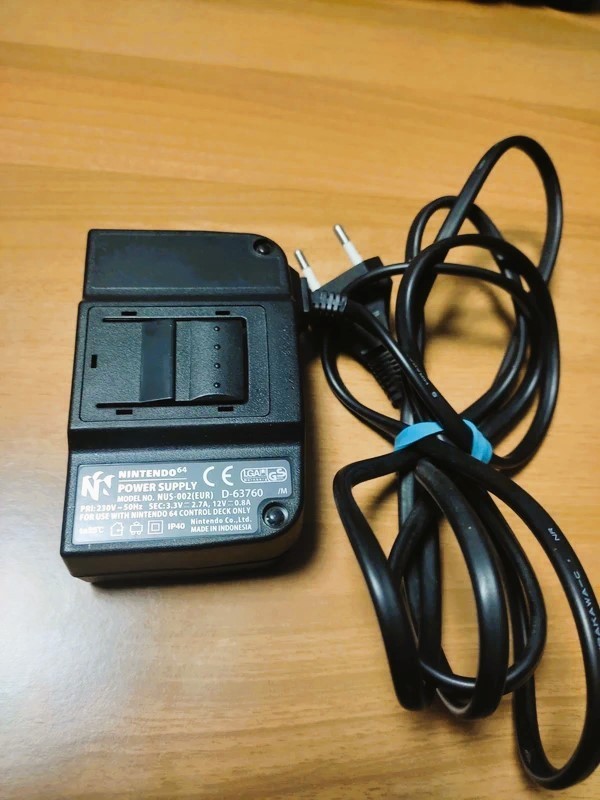 Nintendo 64 Funtastic Smoke, Clear Black PAL EUr Complete with Manuals *RARE*