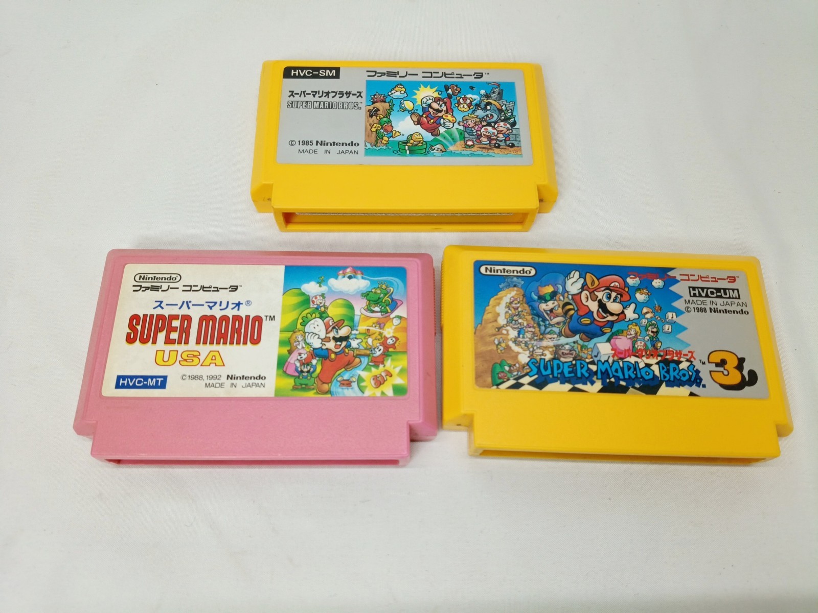 Nintendo AV Famicom Box Console +Super Mario 1,2,3 set New Famicom NTSC-J Tested
