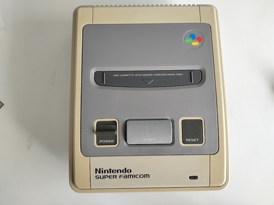 Nintendo Super Famicom Console Complete Set w/5 Games Tested Japan Used