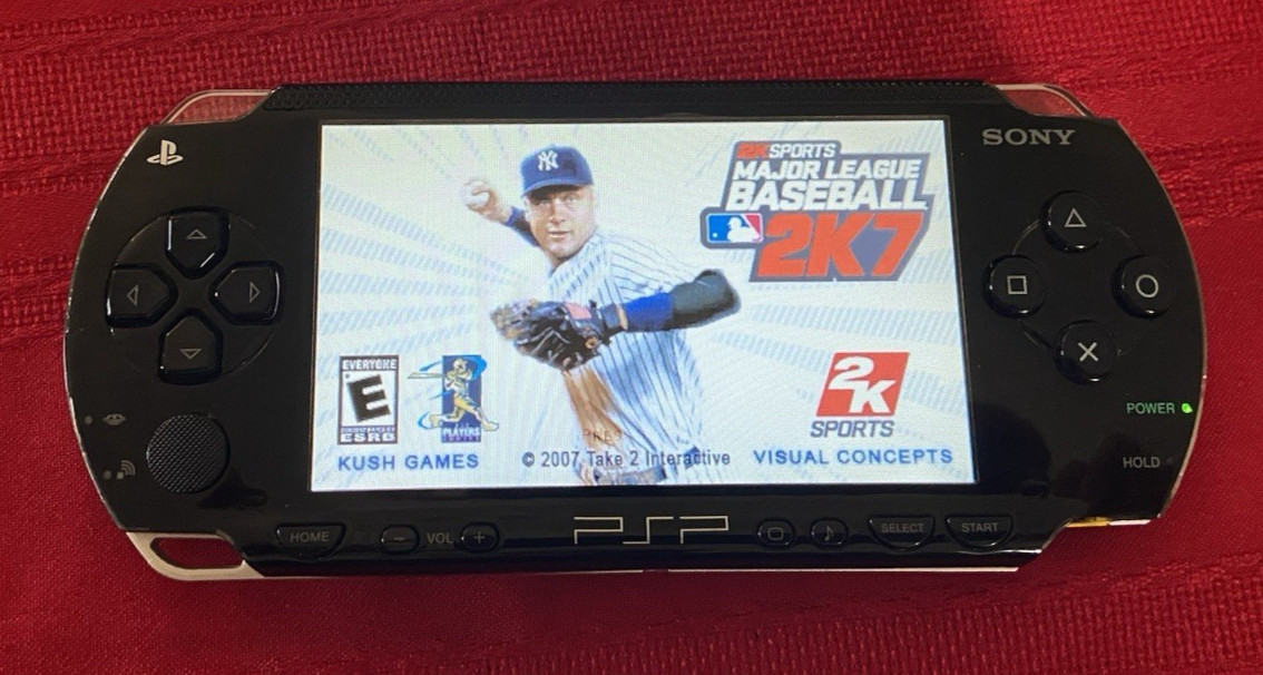 Sony PSP 1001 PlayStation Portable Handheld Console with 4 Games & Case TESTED