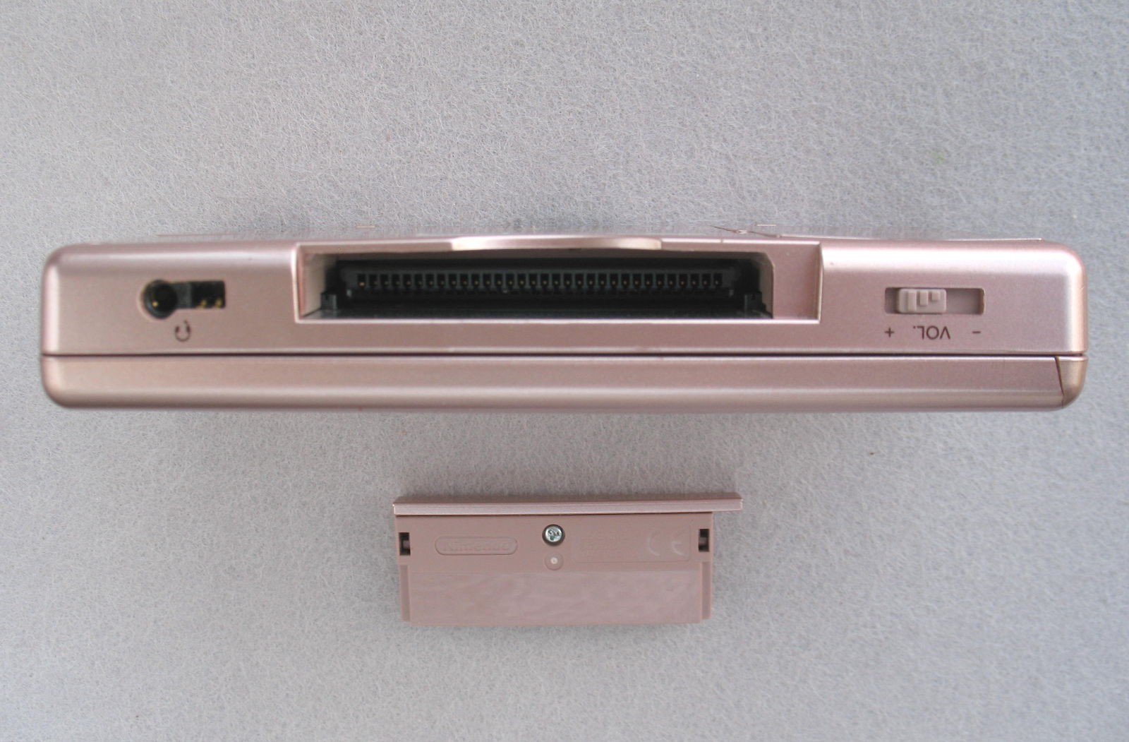 Nintendo DS Lite Metallic Rose UGS-001 bundle