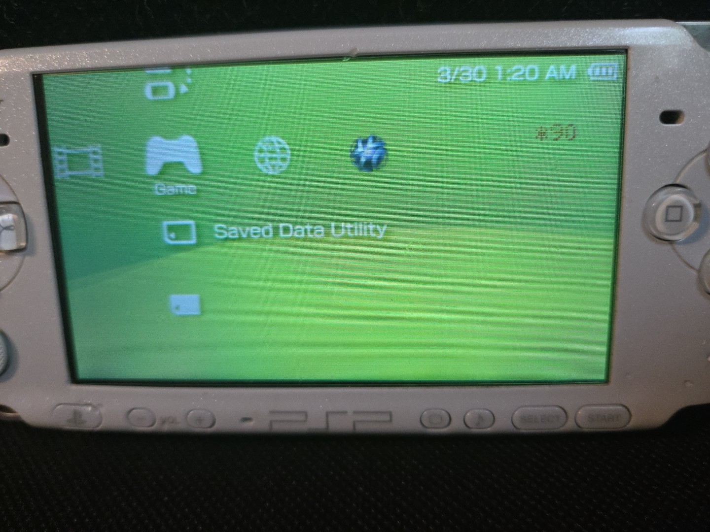 Sony PSP 3001 Handheld Console Bundle Pearl White – Tested & Working *Read DESC»