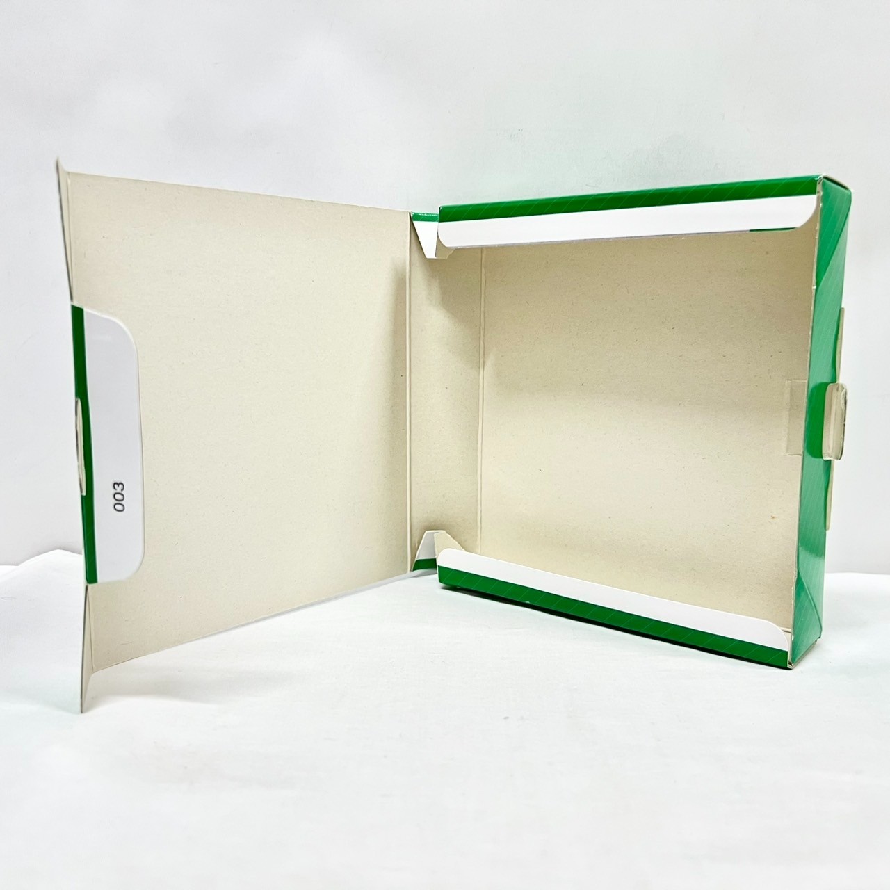 WS — Wonder Swan Console Skeleton Green — WonderSwan, Japan. 192