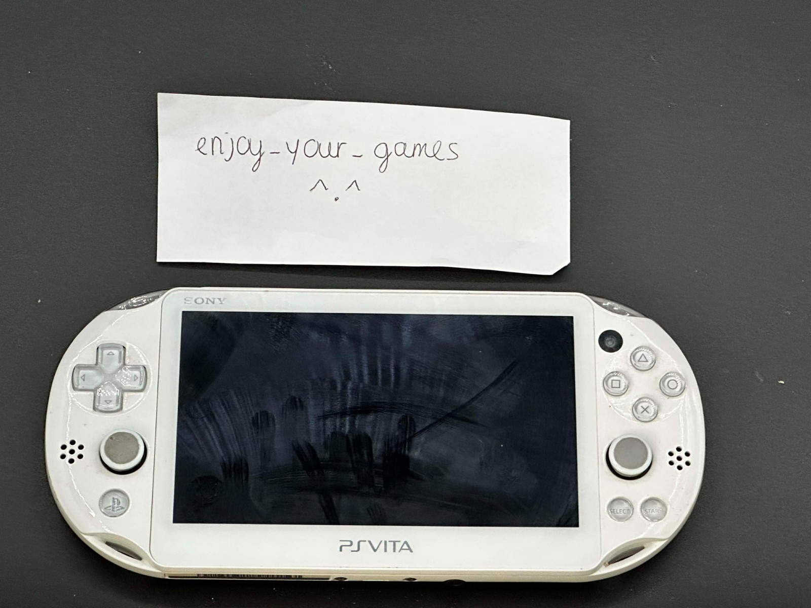 Sony PlayStation PS Vita PCH-2000 Slim White Model w Charger – SHIP IN 1-DAY