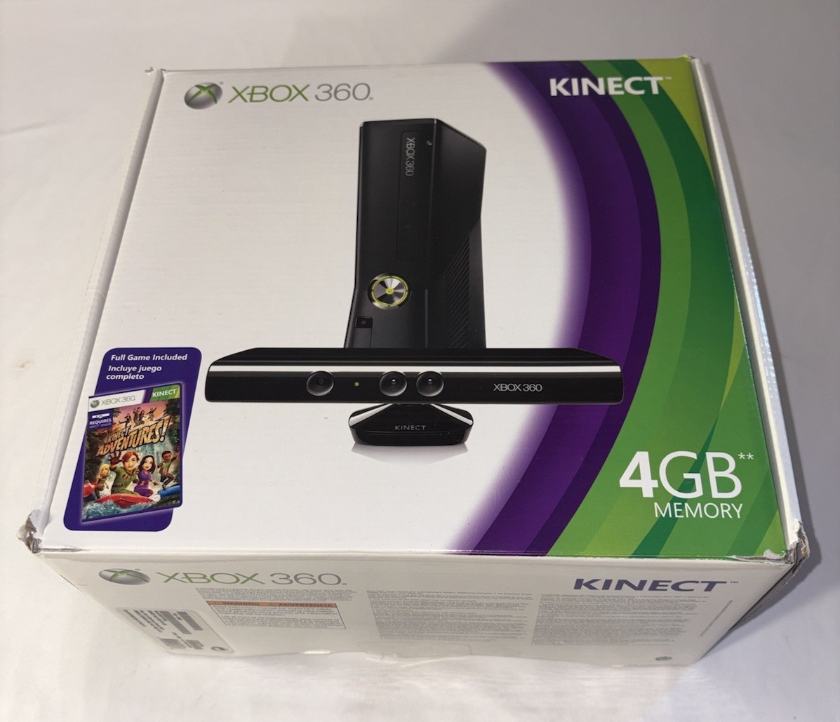 Microsoft Xbox 360 Complete In Box Gaming Console, Kinect, Controller, Game