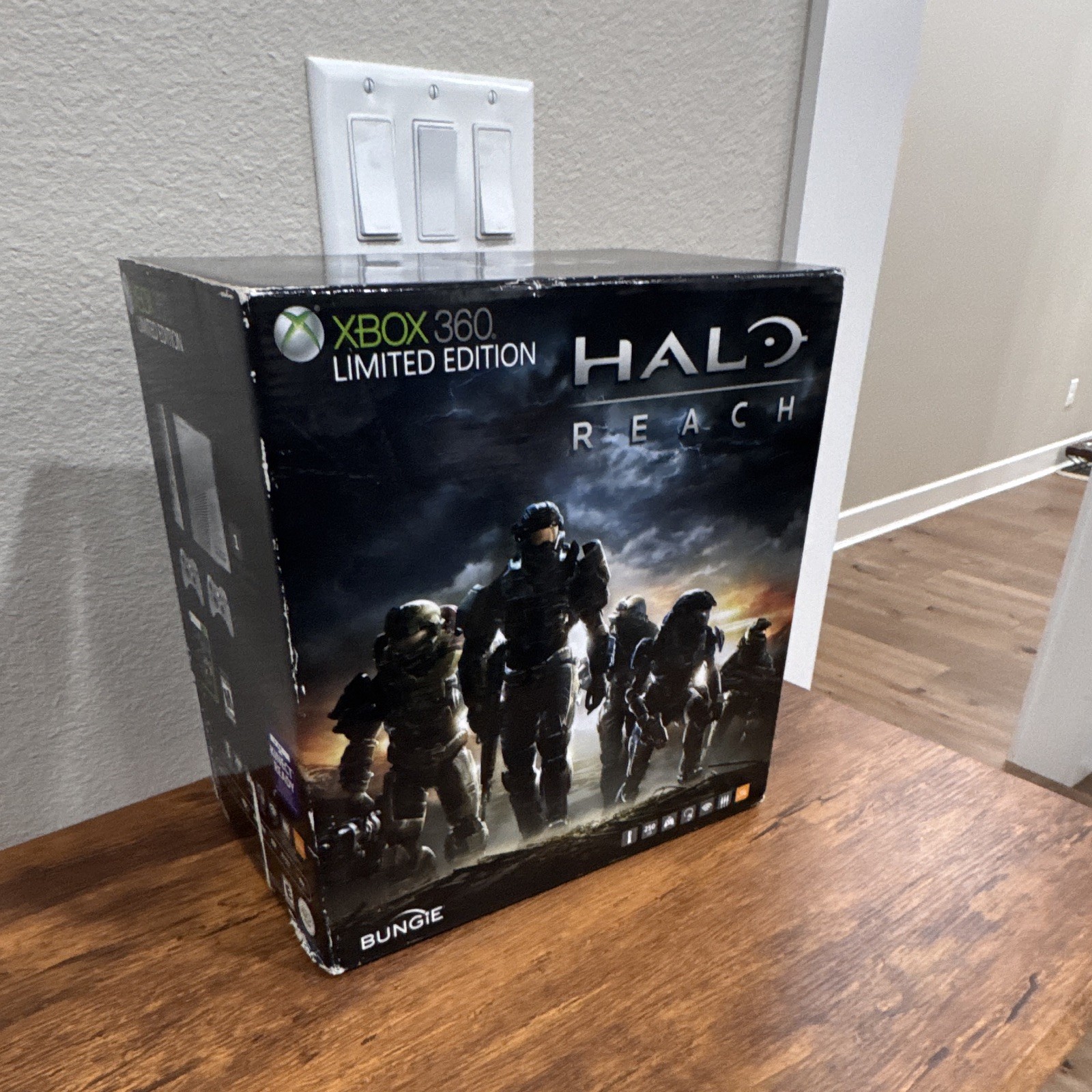 Microsoft Xbox 360 S Halo Reach Lim Edition 250GB Bundle 2 Controller (+3 Games)