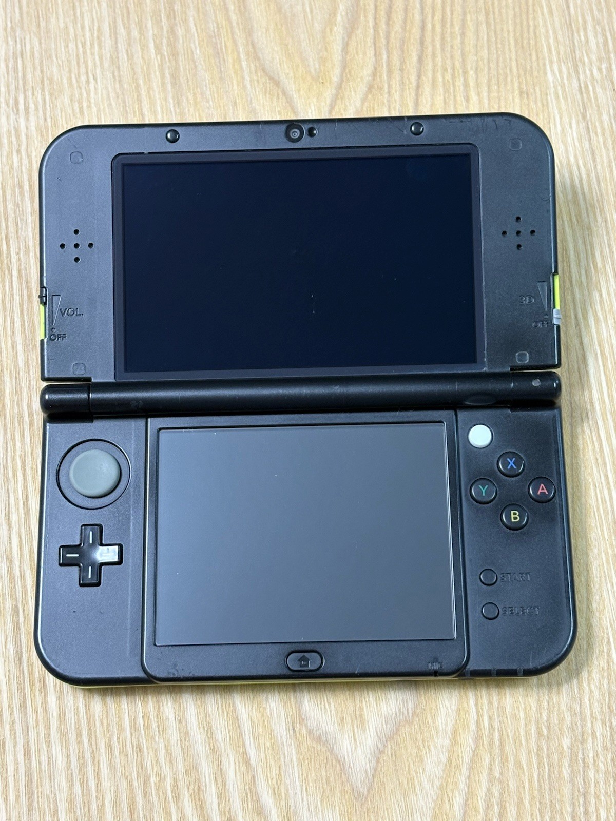 Dual IPS New Nintendo 3DS LL Lime Green Black Console Tested Working
