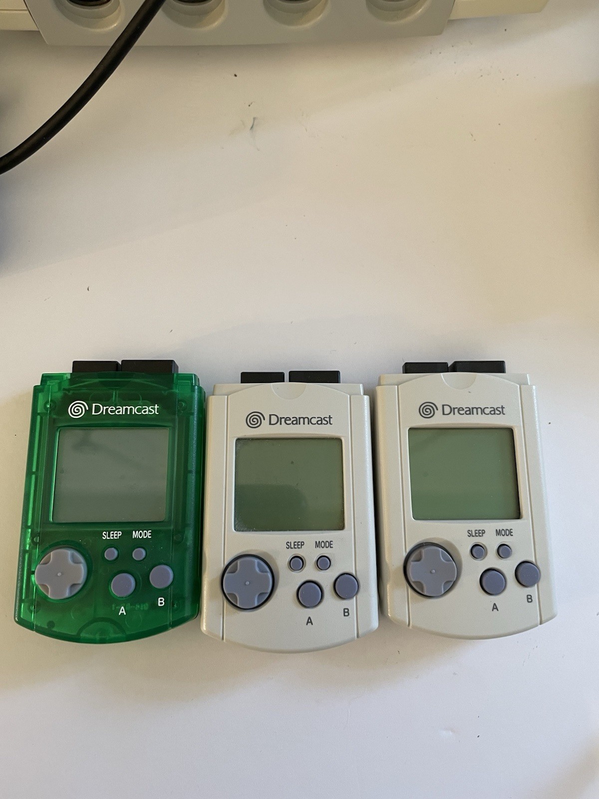 SEGA Dreamcast MEGA BUNDLE-Console, controllers, Fishing Rod, memory cards+games