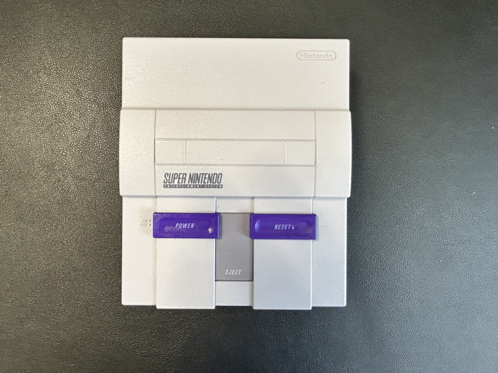 Super Nintendo Console CLV-201 with a Controller CLV-202 and power cord
