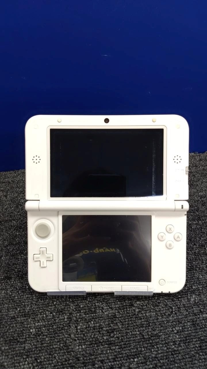 Nintendo 3DS XL LL Animal Crossing Edition SPR-001 Handheld Console A2139