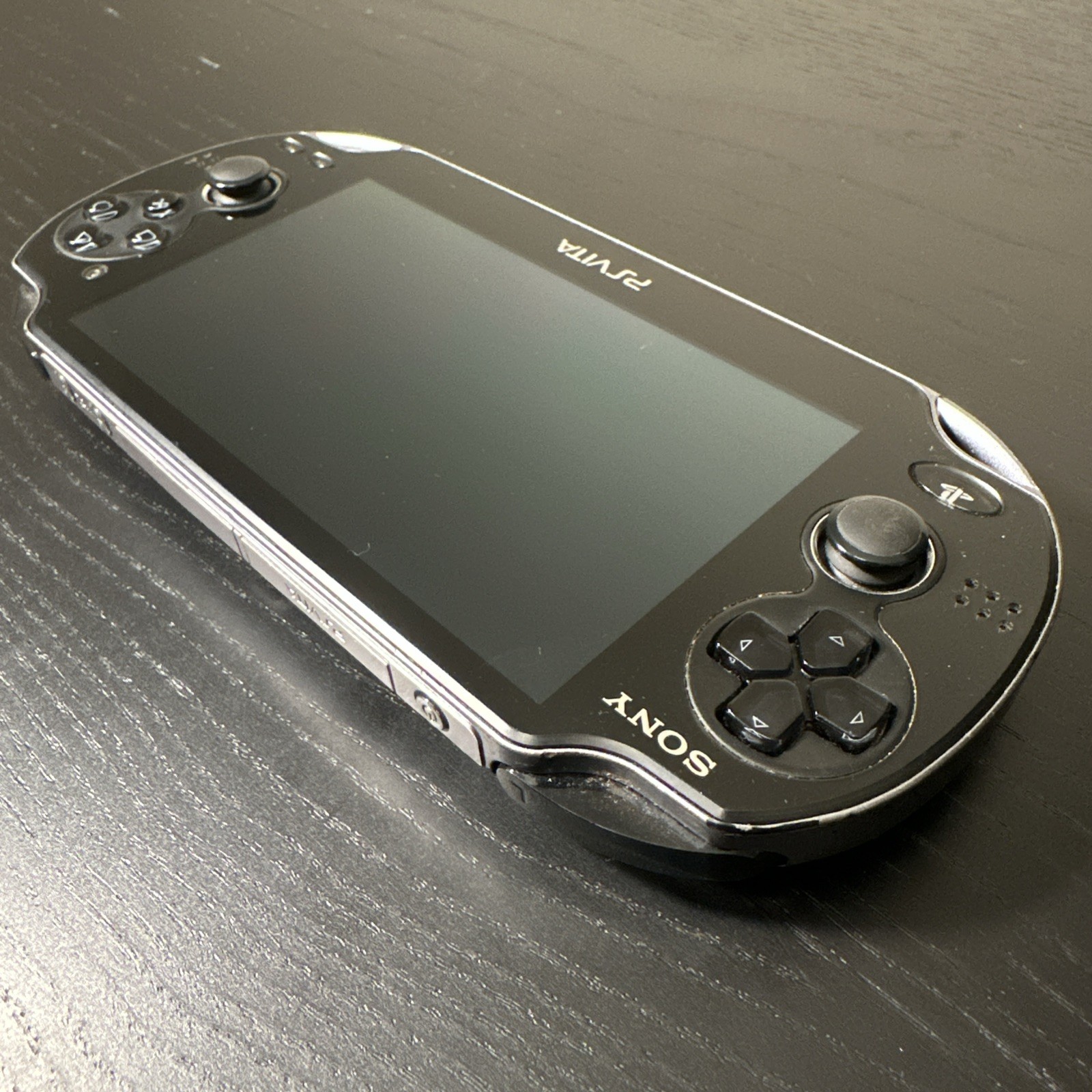 Sony PS Vita PCH-1100 Crystal Black OLED WiFi /3G Model – Fast Shipping