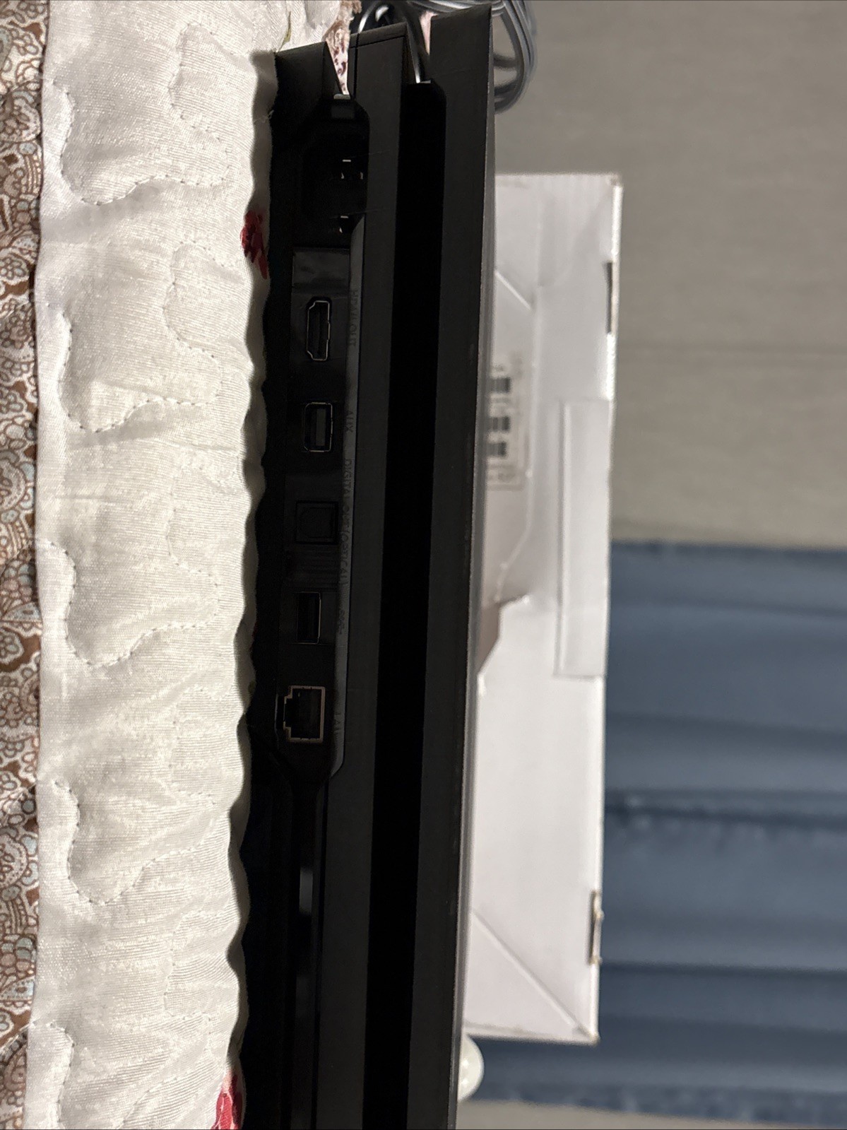 SONY PLAYSTATION 4 PRO CUH-7015B IN «NOT FOR RESALE» BOX (2 Controllers) Cords
