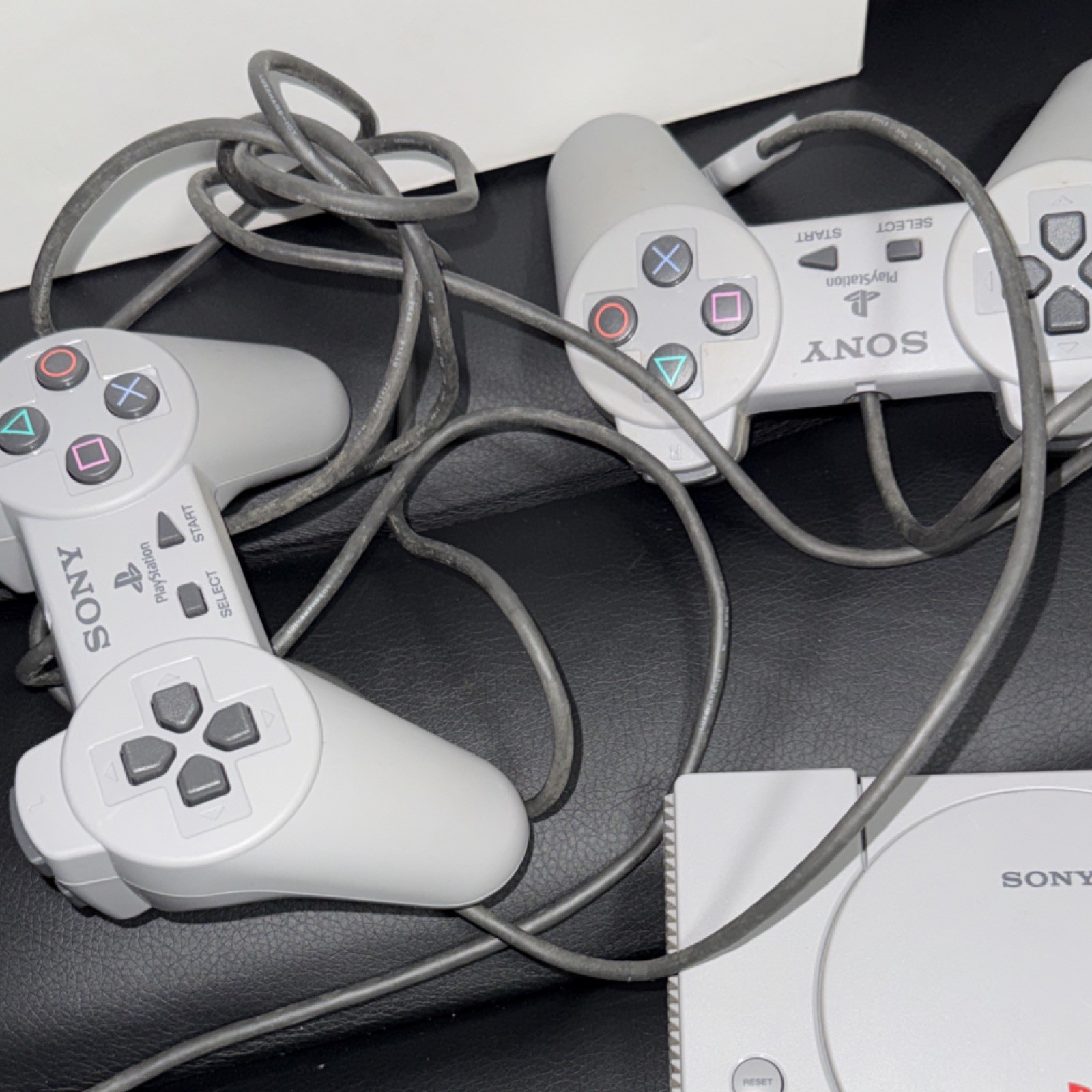 Sony PlayStation 1 PS1 SCPH-102 PAL White Console w/ 2 Controllers, Composite