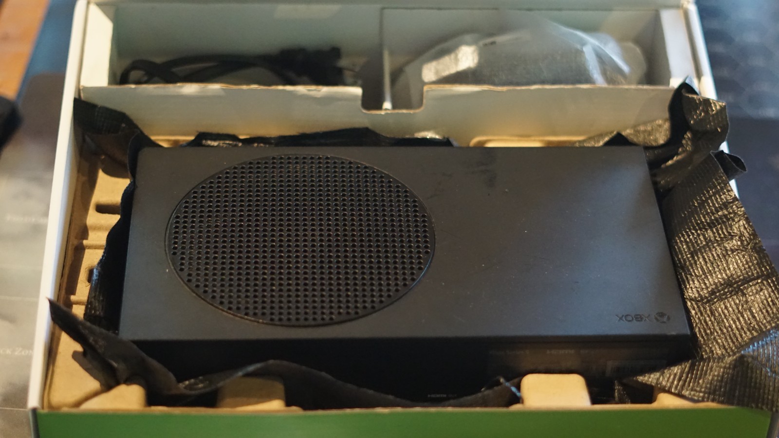 Microsoft Xbox Series S 1TB Carbon Black Console Complete In Box w/ Controller