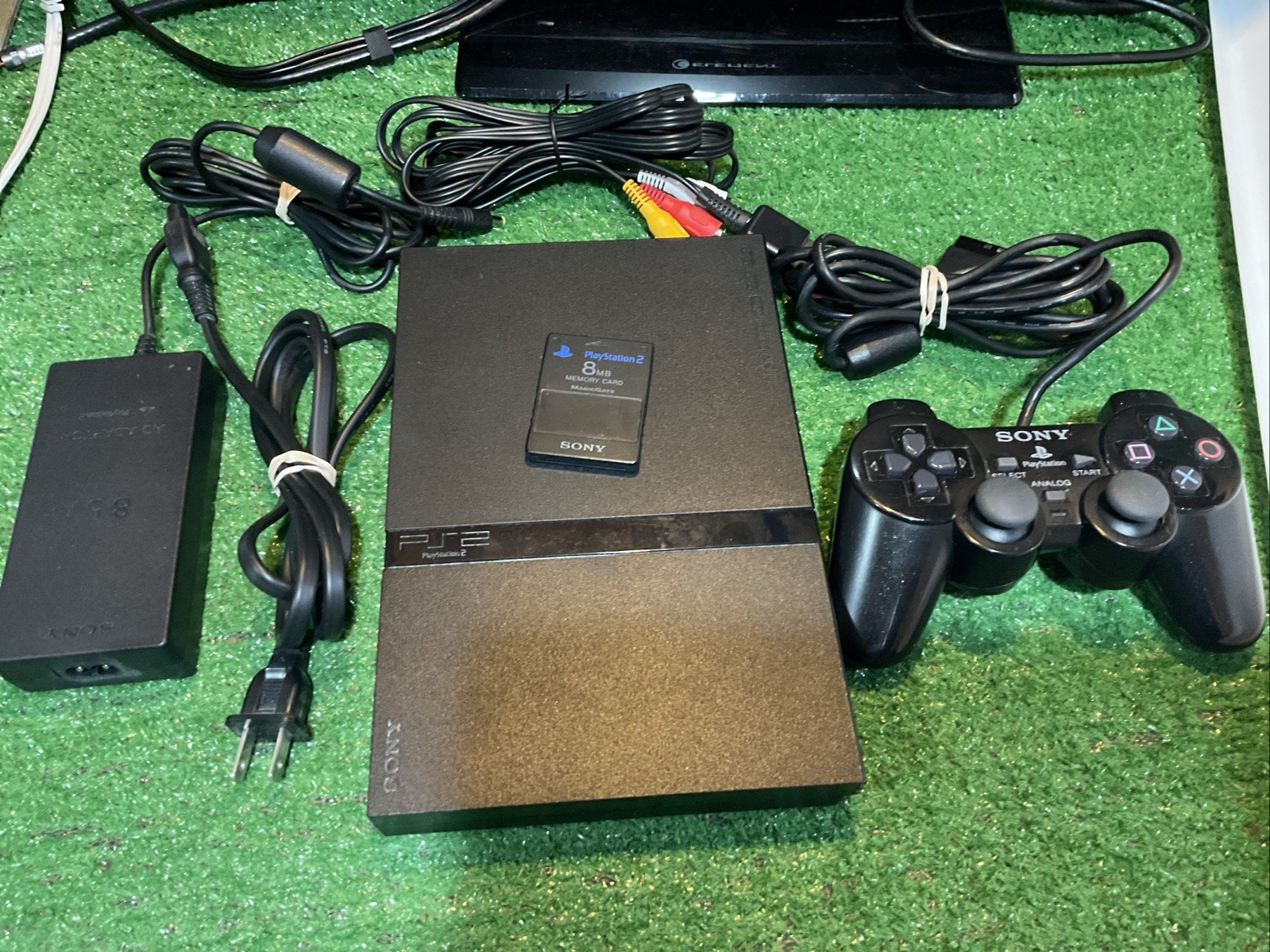 Sony PlayStation 2 Slim Console SCPH-77001 W/ Controller, Cables, 8MB Card, Game