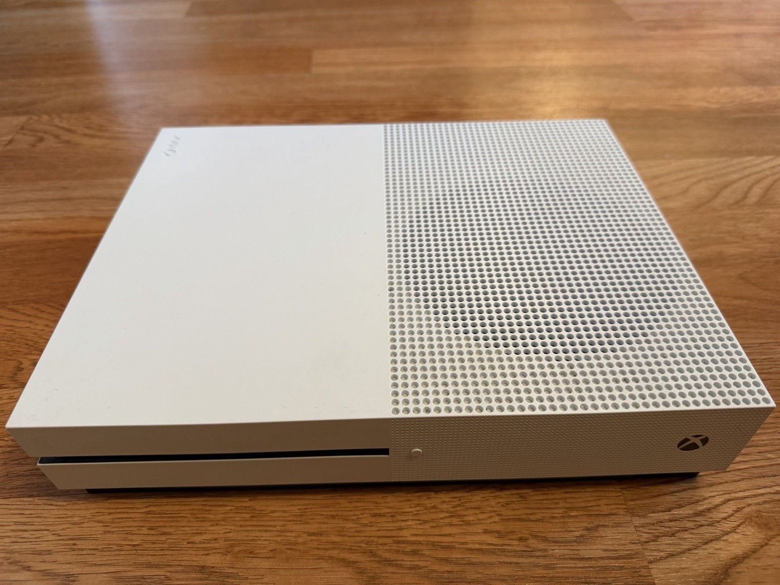 Microsoft Xbox One S 1TB White Console 4K Gaming Console