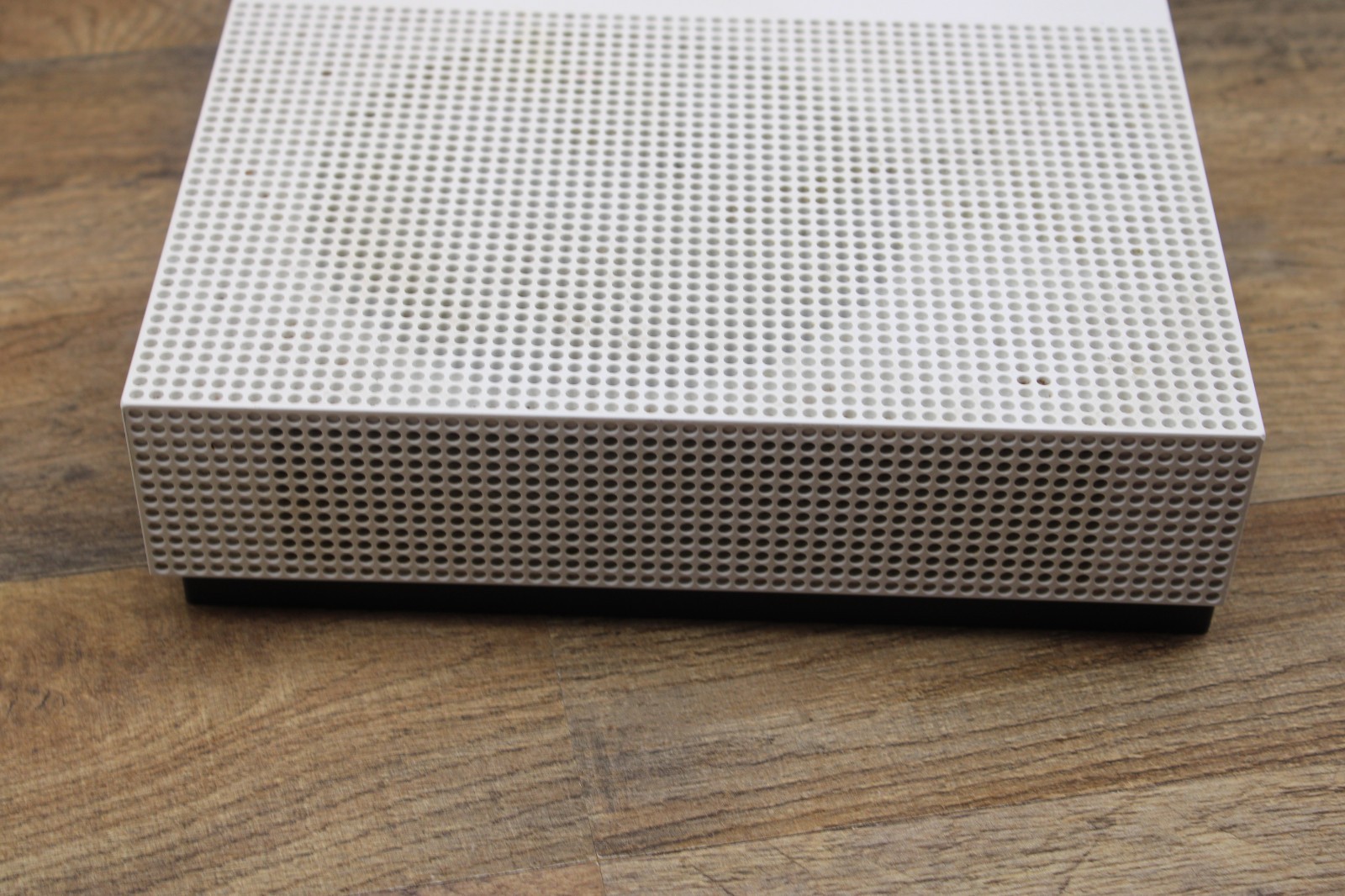 Microsoft Xbox One S 500GB White Console Only Model 1681
