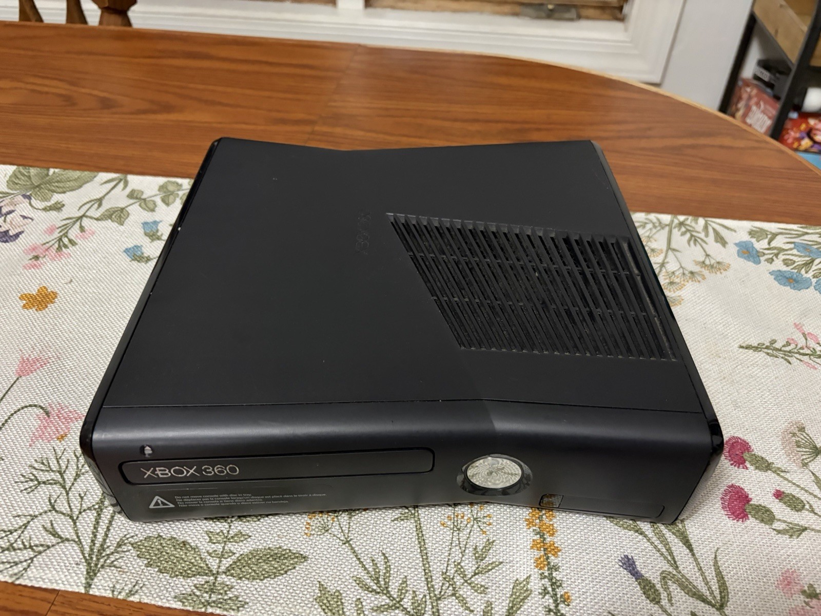 Microsoft Xbox 360 S Slim Console Bundle w/ Controller Power Cable HDMI