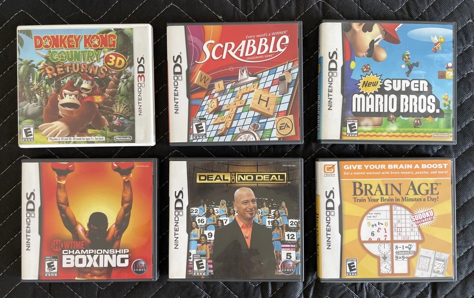 Nintendo DSi TWL-001 (USA) *For Parts or Repair* With 10 DS Cases + 5 Games Used