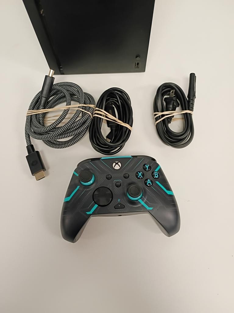 MICROSOFT XBOX SERIES X – CONSOLE – 1TB – 1882 (P04024408)