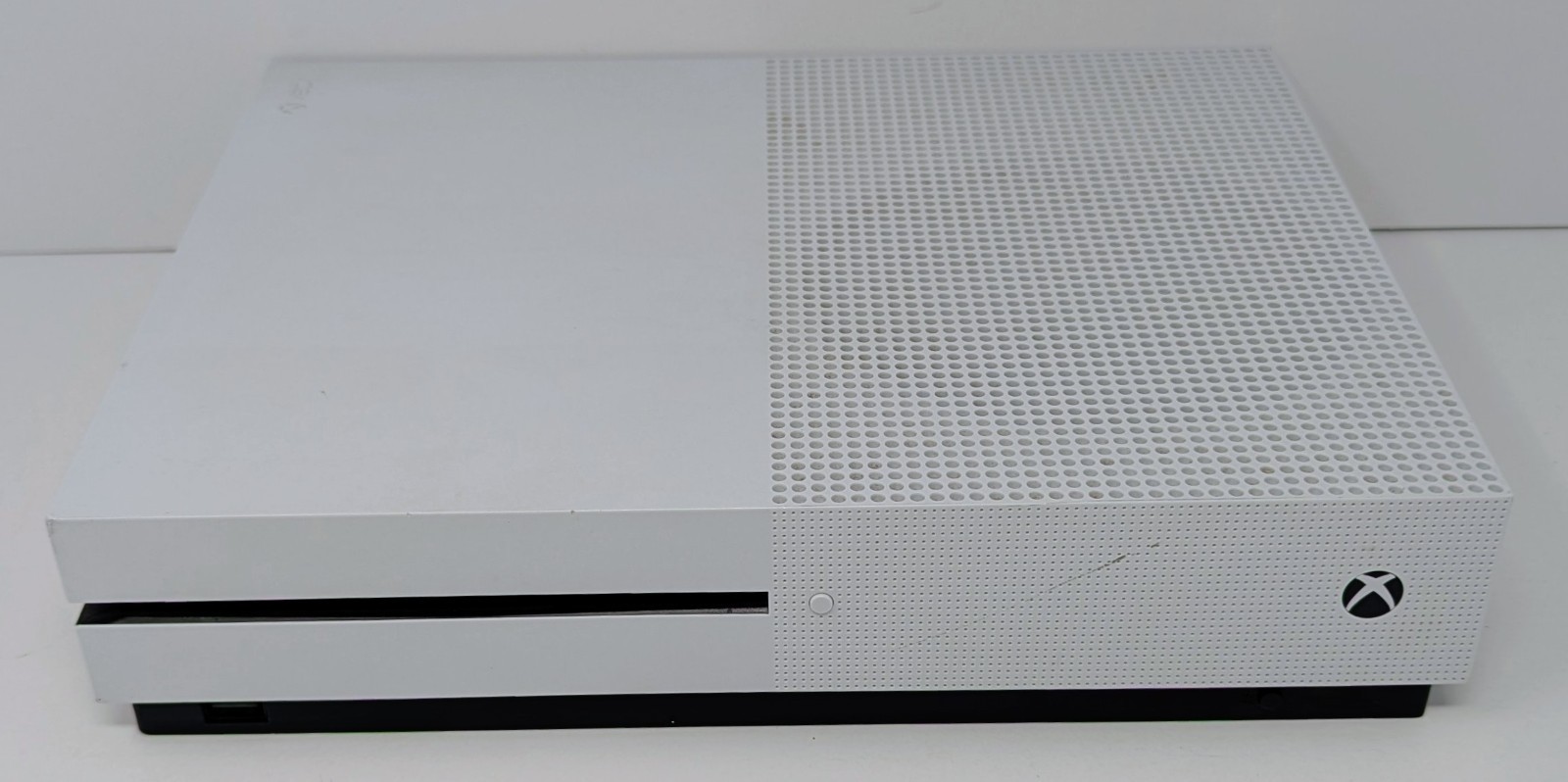 Microsoft Xbox One S 1 TB White Console Bundle w/ Cars 3 Driven To Win – Tested!