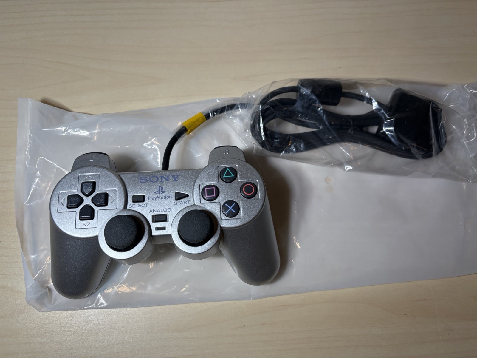 Sony PlayStation 2 PS2 Silver Slim Console In Box – SCPH-90001 – New Controller