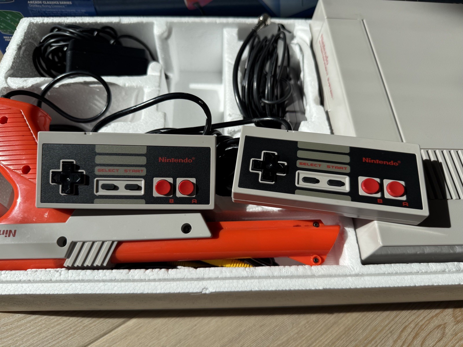 Nintendo NES Action Set System Complete w/ TECMO BOWL – Excellent Condition READ