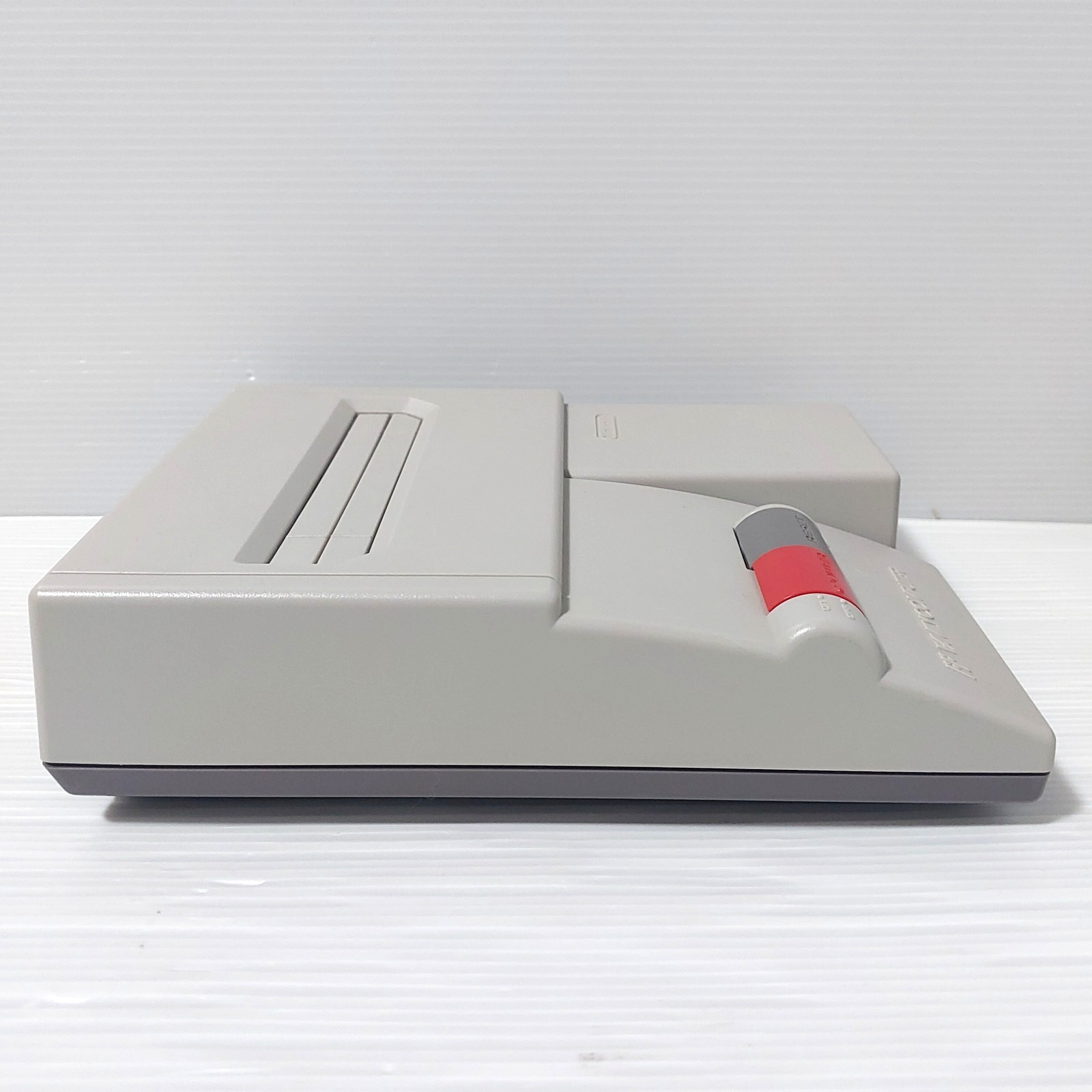 Nintendo New Famicom Japanese Console HVC-101 NES with 2 Games Import Japan