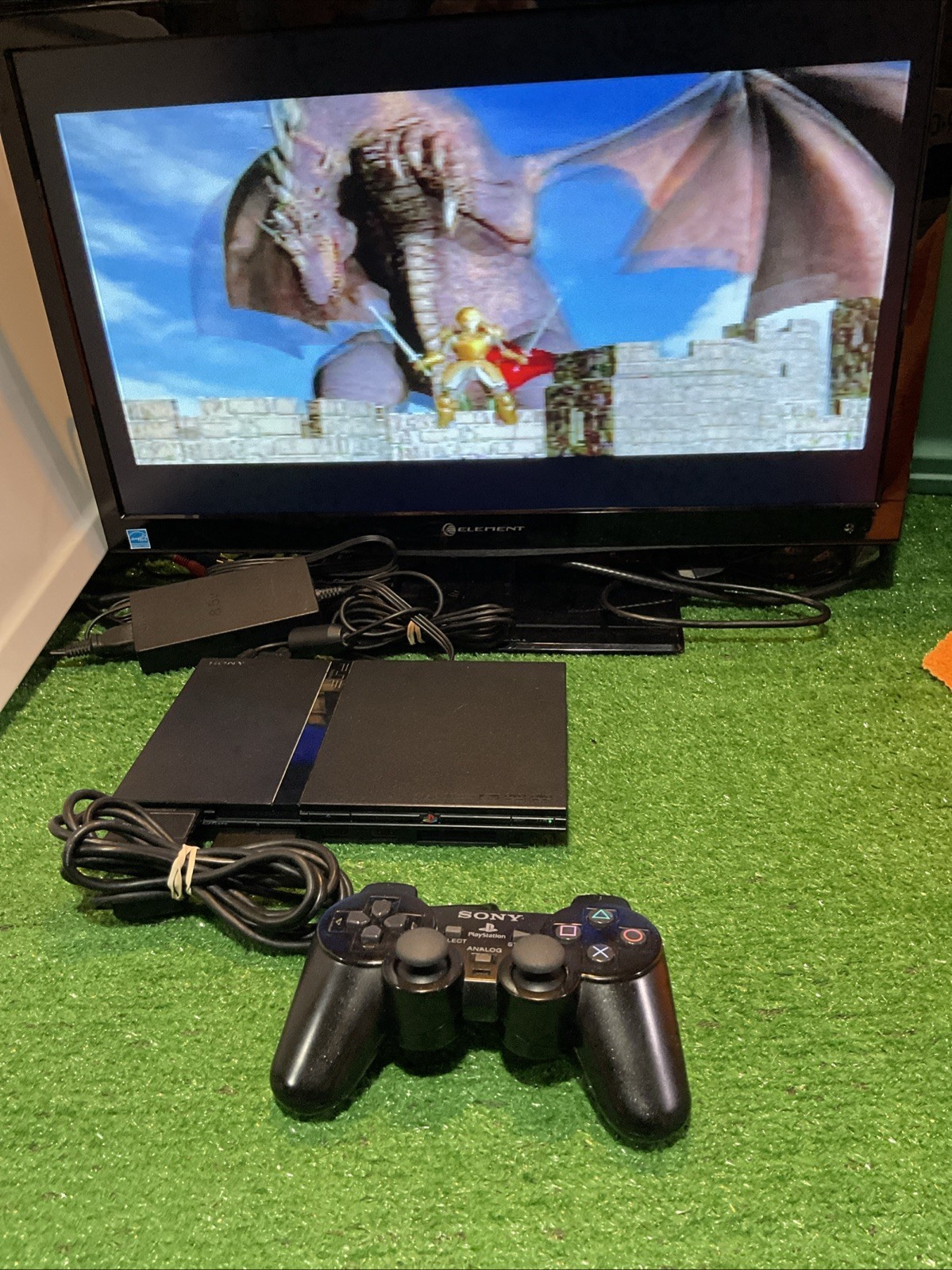 Sony PlayStation 2 Slim Console SCPH-77001 W/ Controller, Cables, 8MB Card, Game