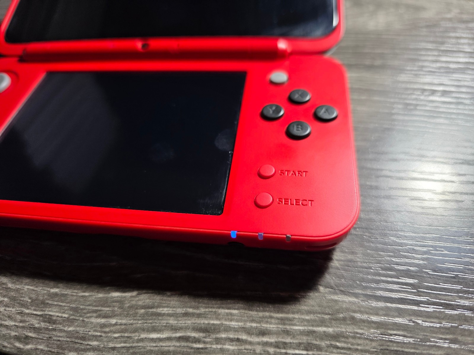 Nintendo 2DS XL Pokeball Edition System Console AS-IS FOR PARTS OR REPAIR