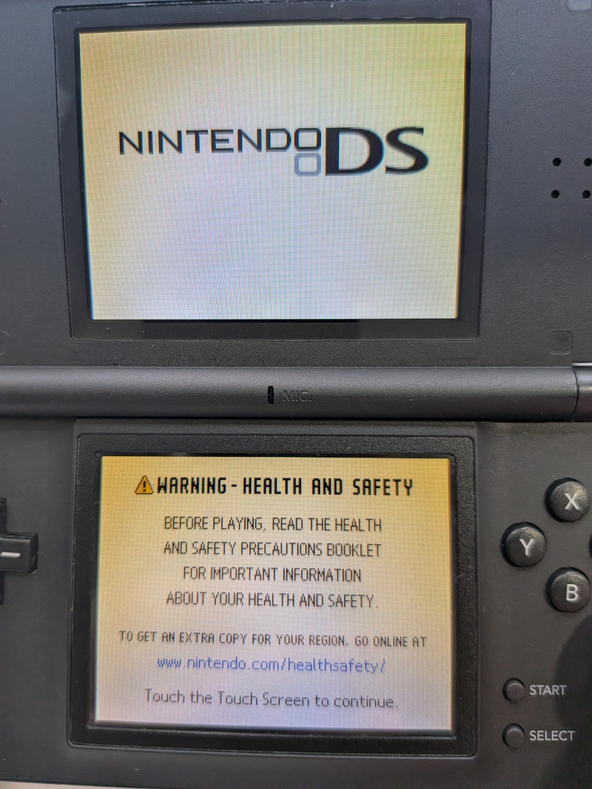 Nintendo DS Lite – Cobalt (Blue) & Black – Tested & Works – Yellow Screens