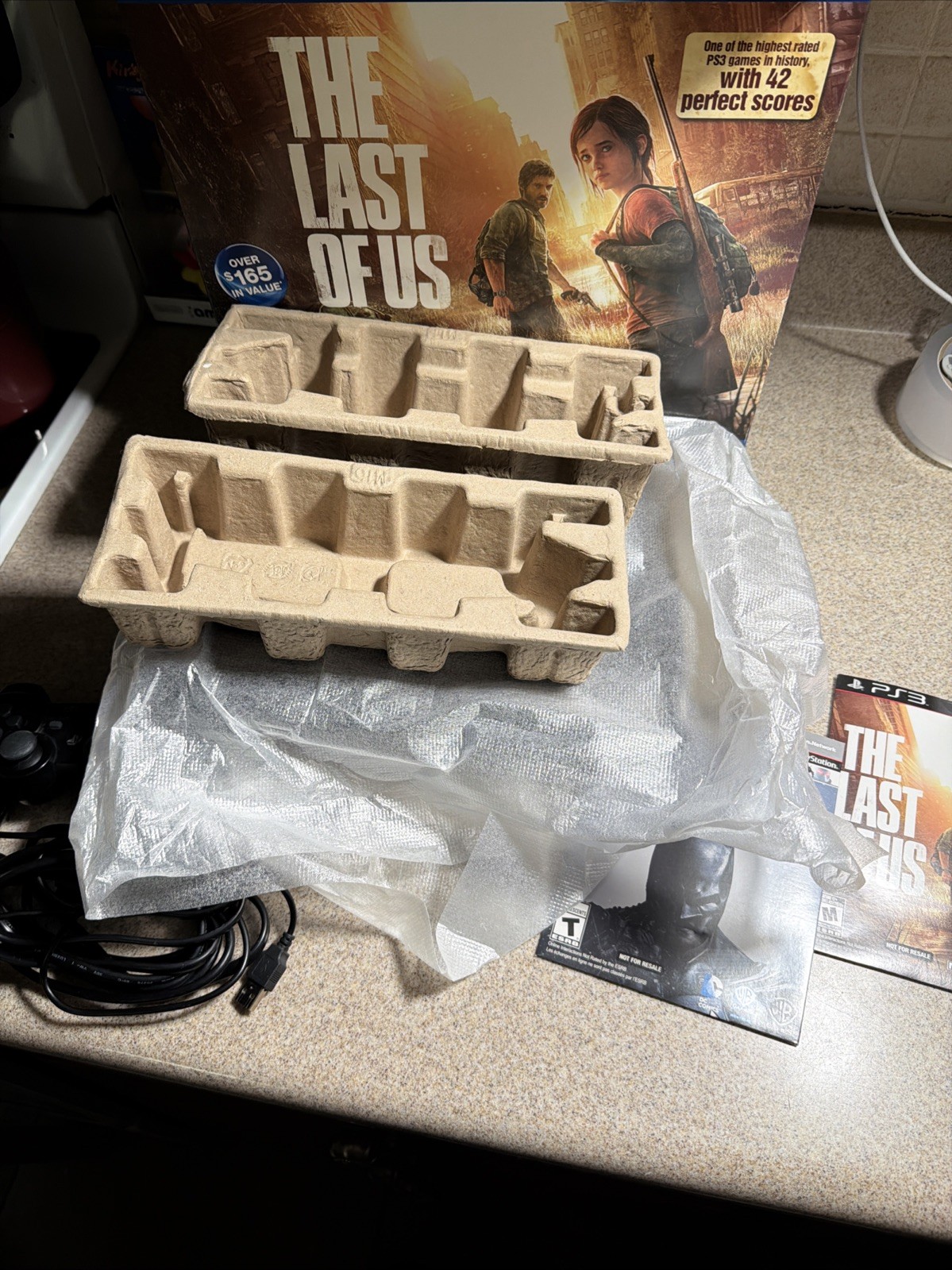 PlayStation 3 PS3 Super Slim Console System Box the Last of US, Complete