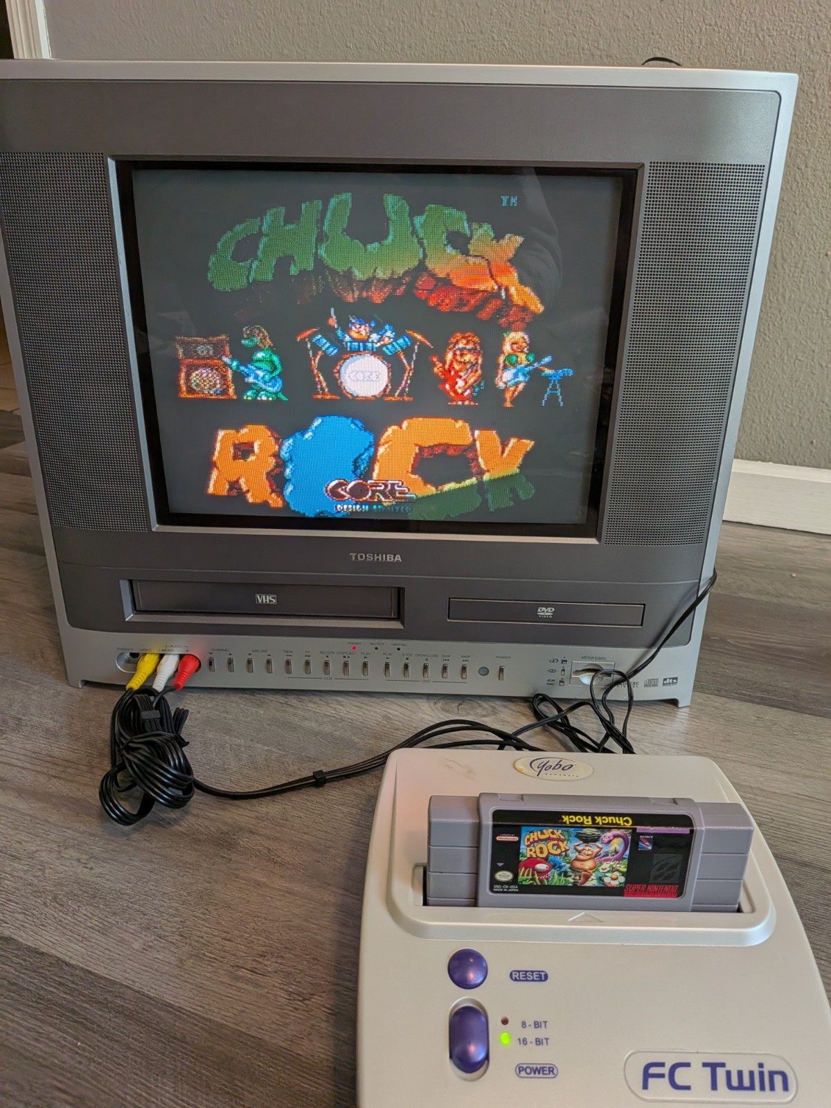 Yobo FC Twin NES SNES Console w/ Mario Tested w/ 3 Games 2 Controllers & Cables