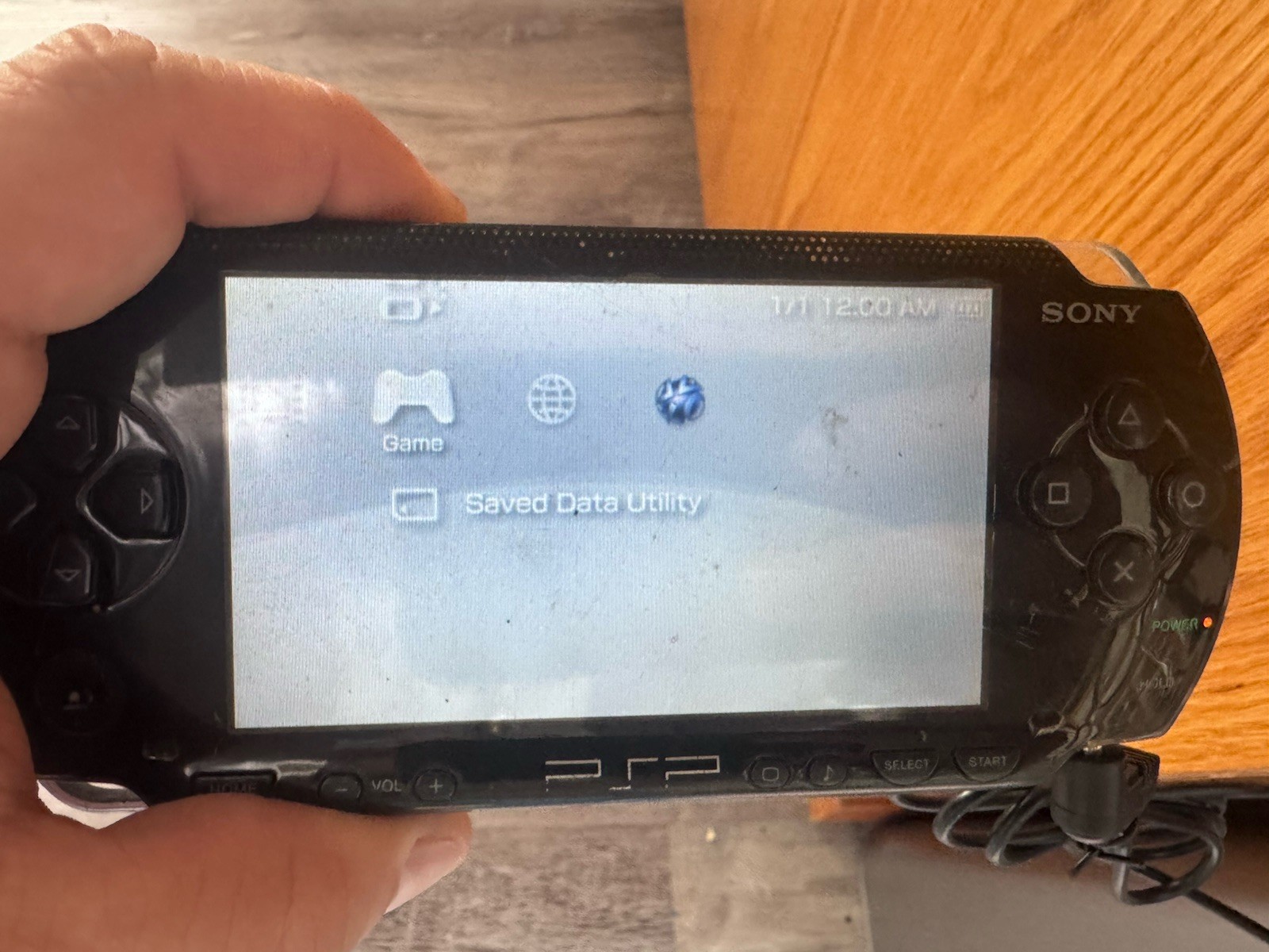Sony PSP-1001 PlayStation Portable – Black With 8 Discs And Power Cord