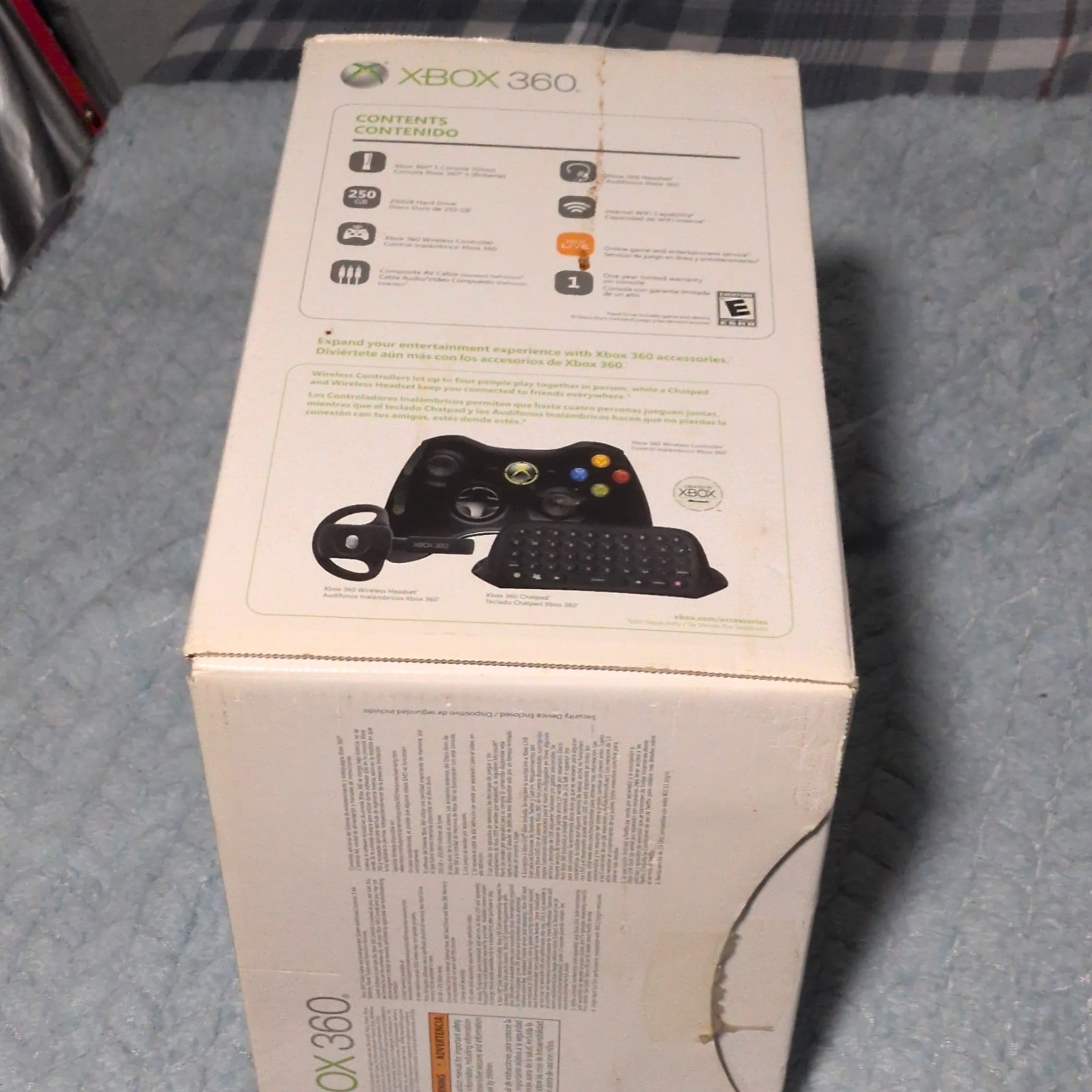 Microsoft Xbox 360 S 250GB Bundle (CiB)