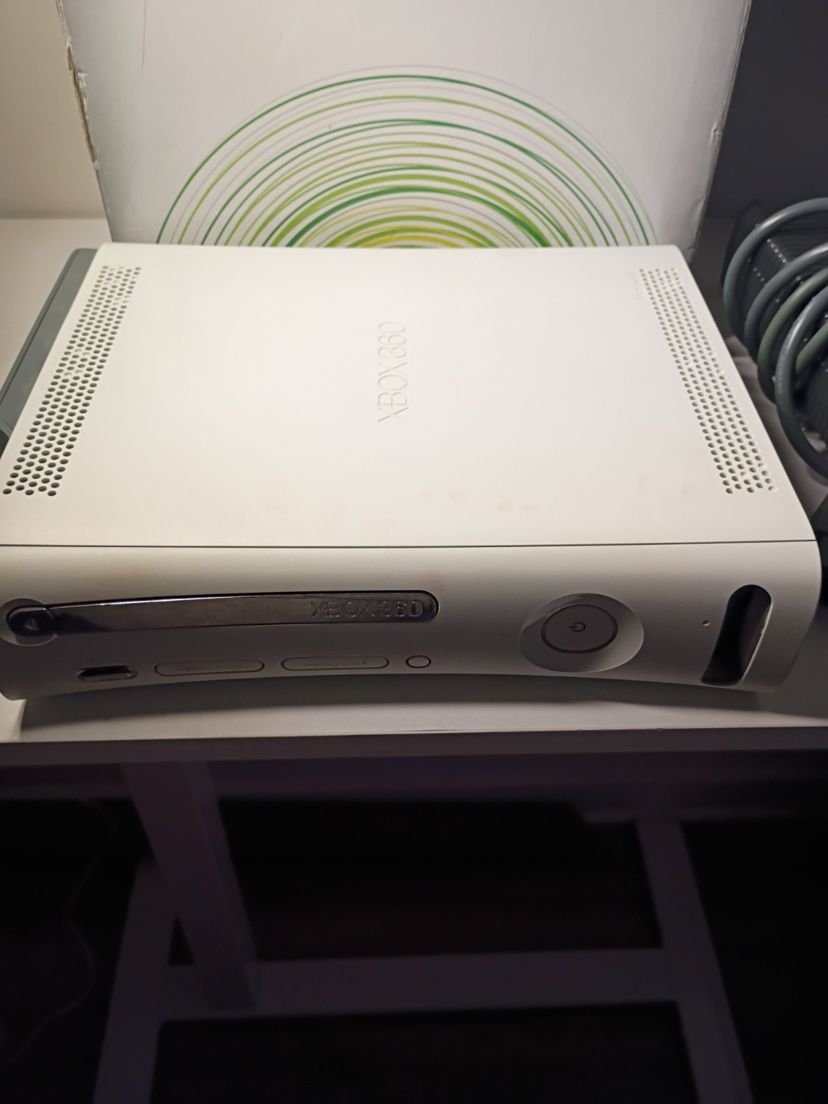 Microsoft Xbox 360 Go Pro Console 20GB Xbox LIVE Silver Power Cord /Headset