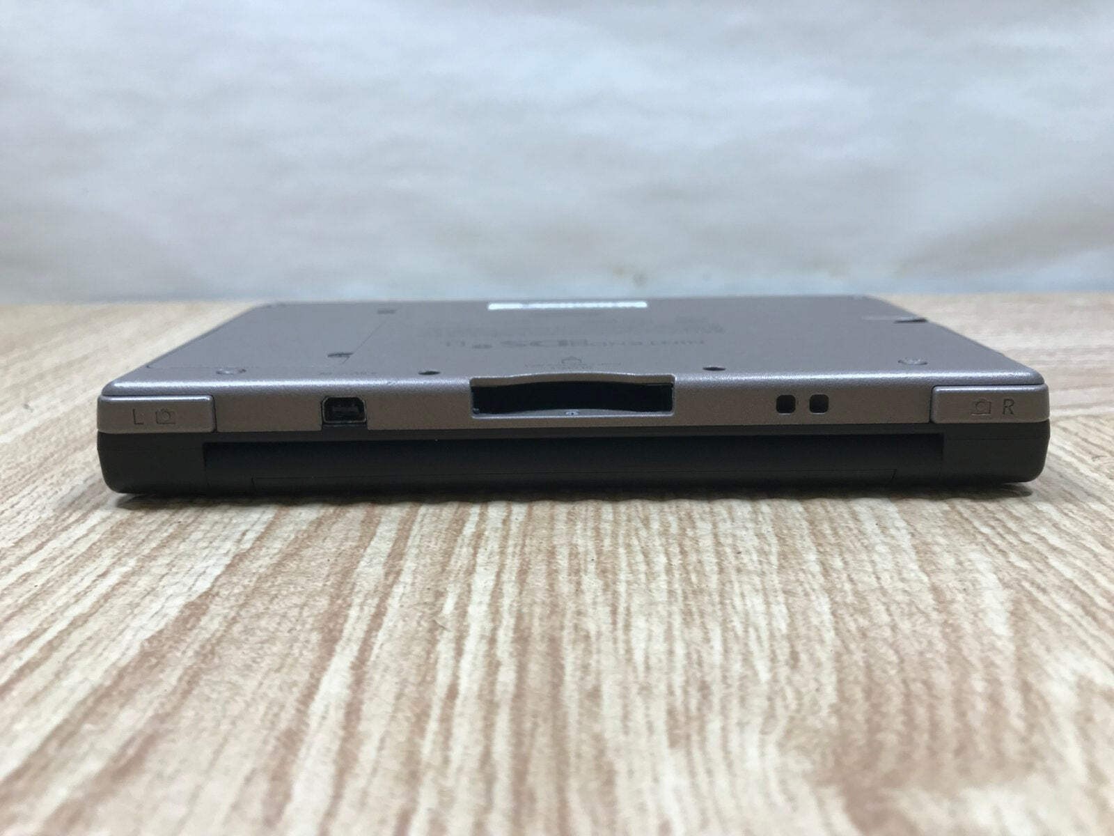 Nintendo DSi LL XL DS Dark Brown Console Nintendo Japan – With Defects LG9223