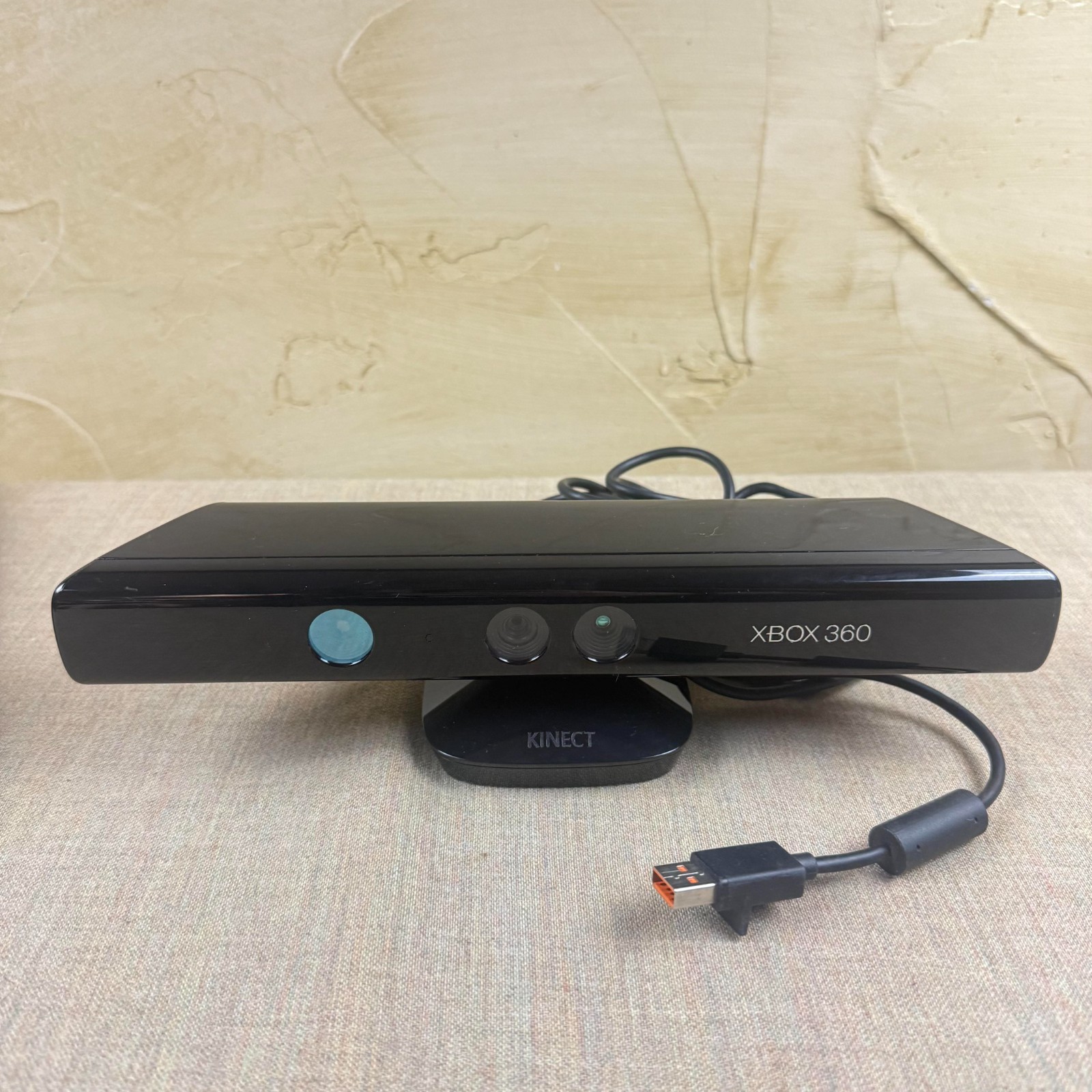 Xbox 360 Kinect Bundle – 320GB HDD Upgrade – Sensor, Controller, Boxed