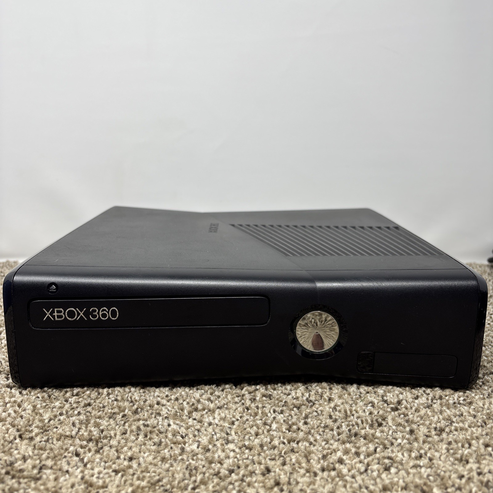 Microsoft Xbox 360 S Black 4GB Console Bundle Lot With Oem Controller Tested