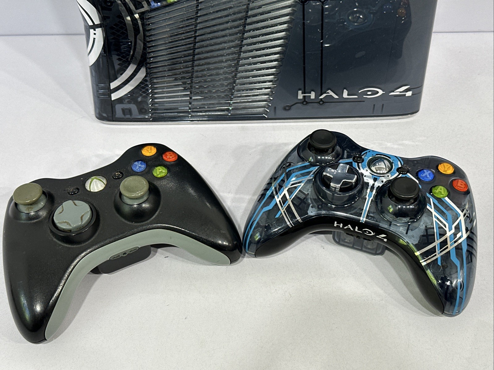 320GB Halo 4 Limited Edition Xbox 360 Console 2 Controller WORKING