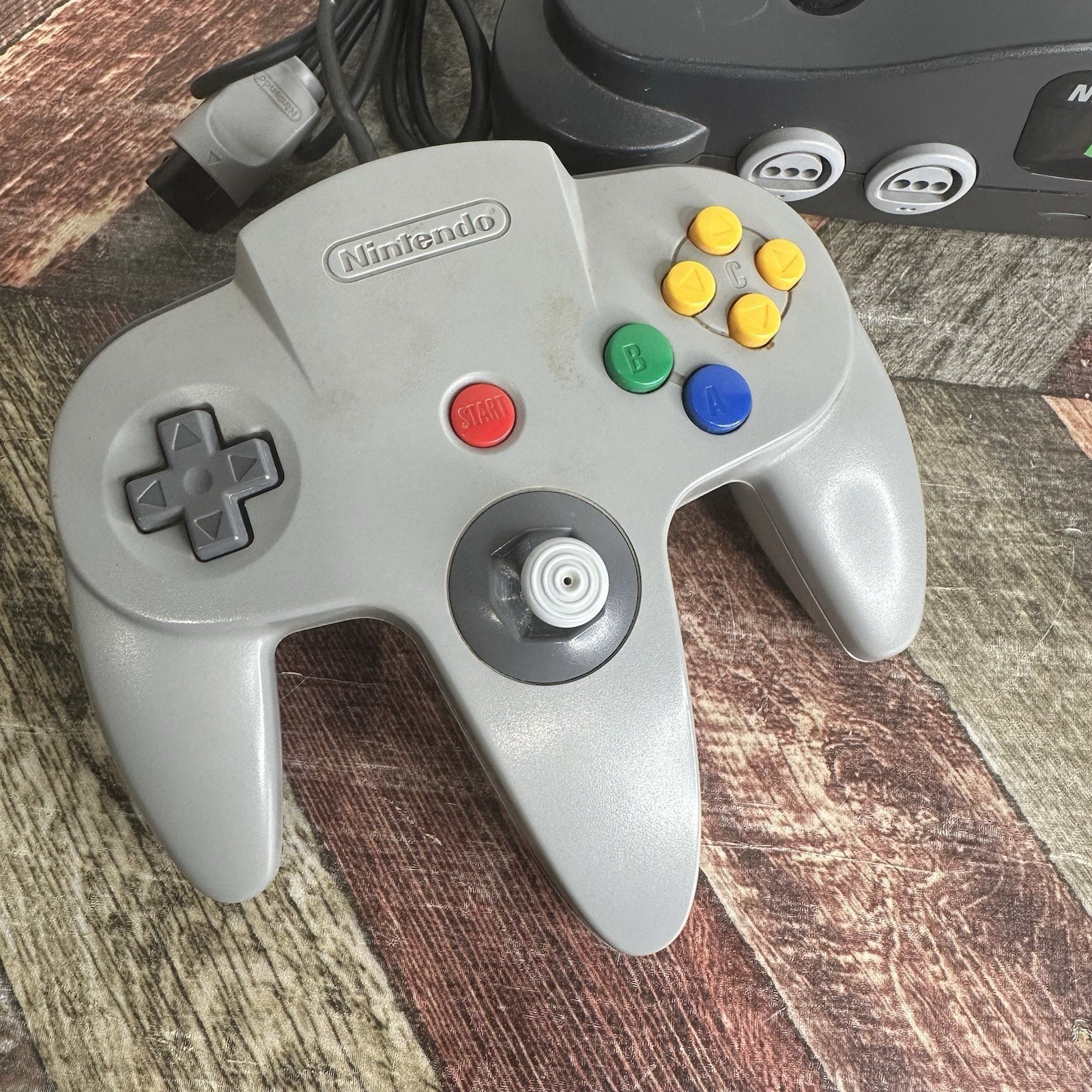 Nintendo 64 Console – Charcoal Gray Bundle- Broken Case – With POKEMON STADIUM