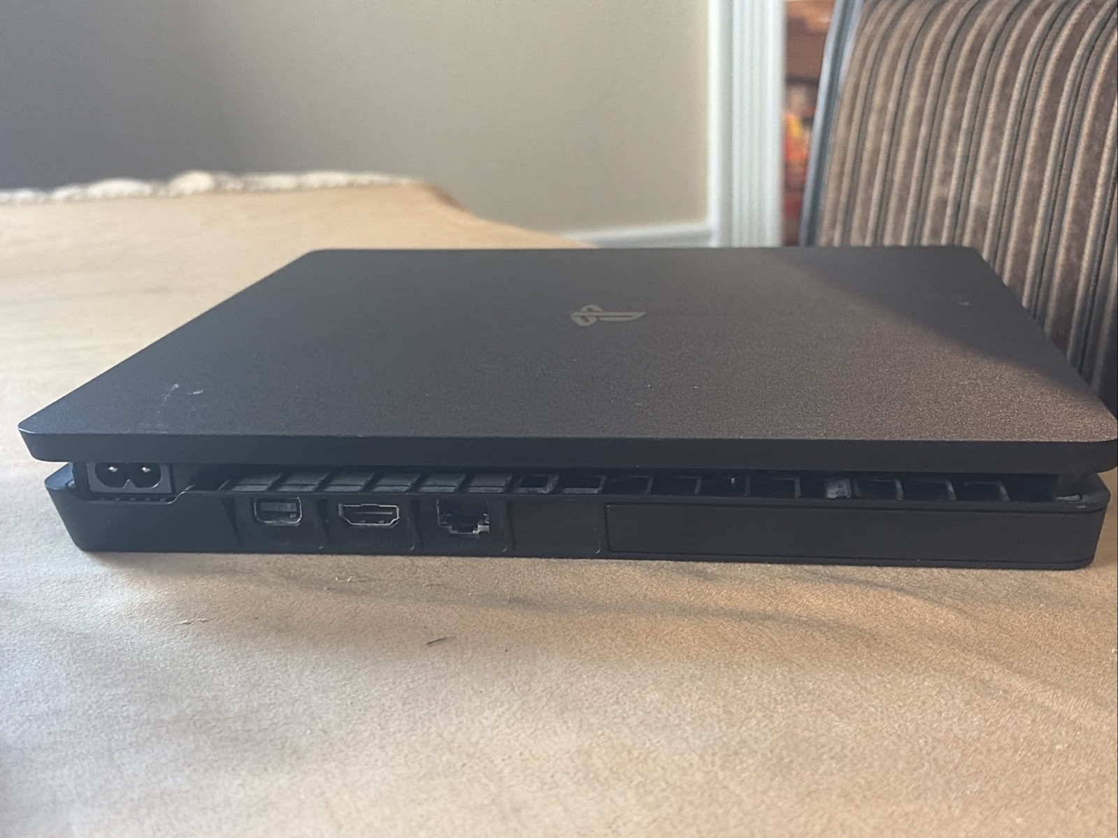PlayStation 4 Slim PS4 1TB Black Console CUH-2215B v13.02 w/Cables Controller(2