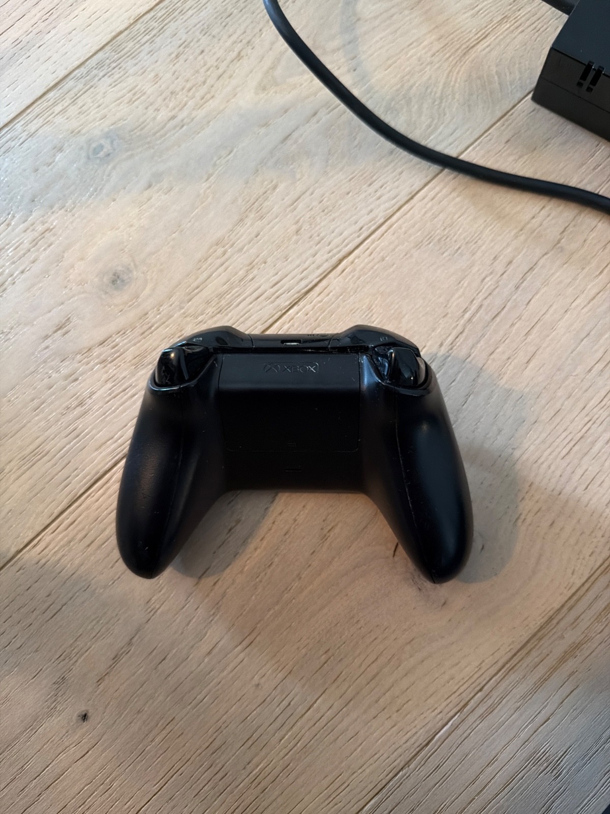 Microsoft Xbox One 500GB Console – Black with controller and HDMI