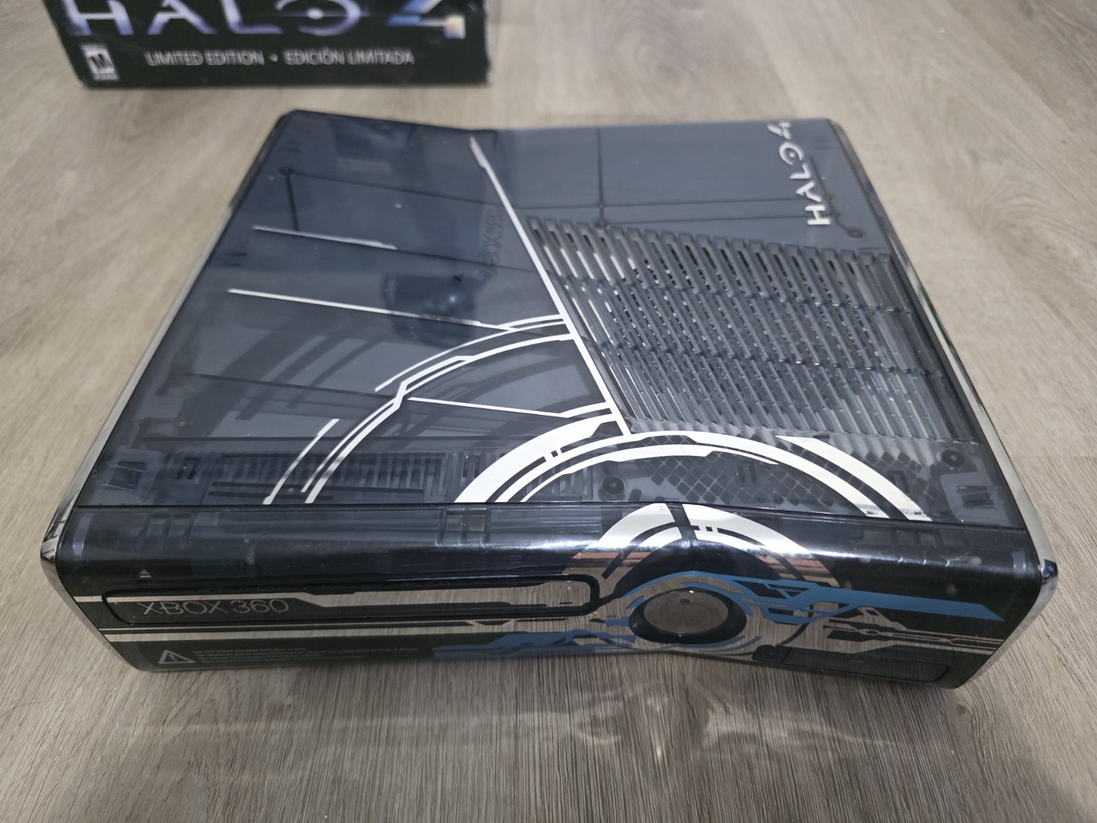 Xbox 360 Halo 4 Limited Edition Console Bundle 320GB Tested Working CIB + 2…