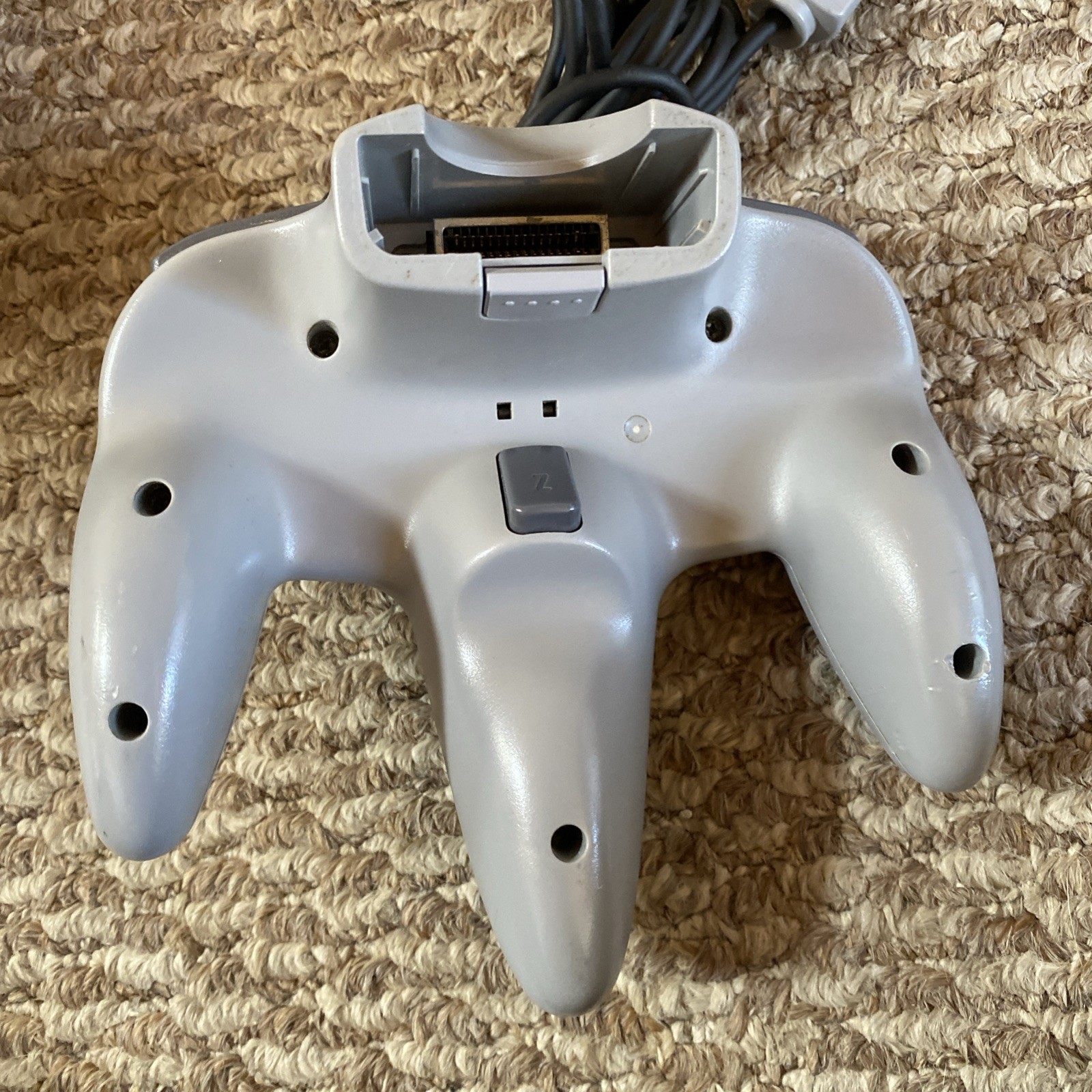 Nintendo 64 Black Console N64 w/ Silver Controller Power & AV Cables ALL OEM